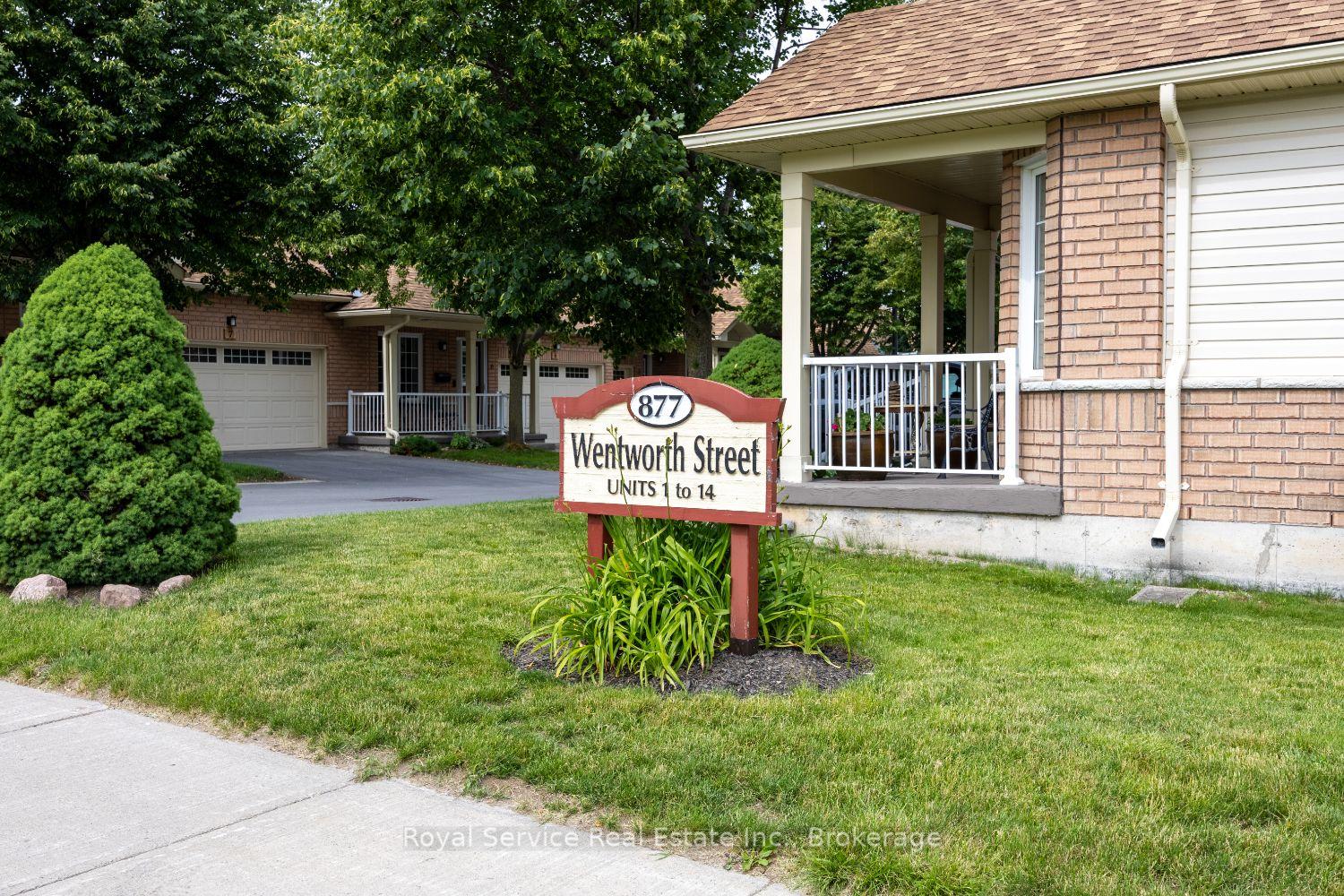 Photo 1 of Unit 6, 877 Wentworth Street, Peterborough, Otonabee Ward 1 — HOMEH