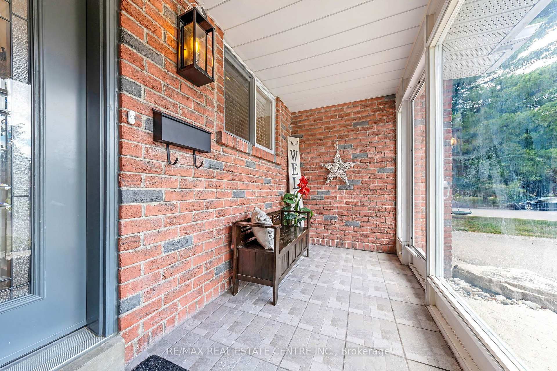 Photo 7 of 889 Anderson Avenue, Milton, Timberlea — HOMEH