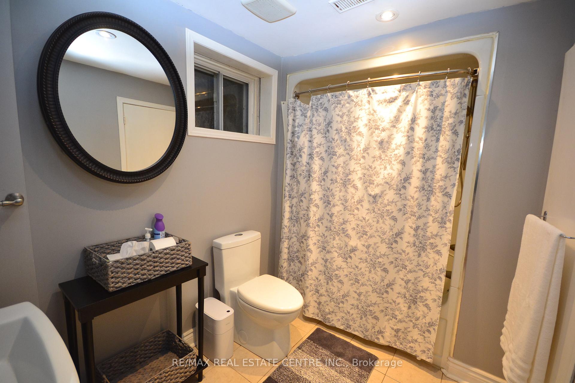 Photo 43 of 75 Cynthia Road, Toronto, Rockcliffe-Smythe — HOMEH