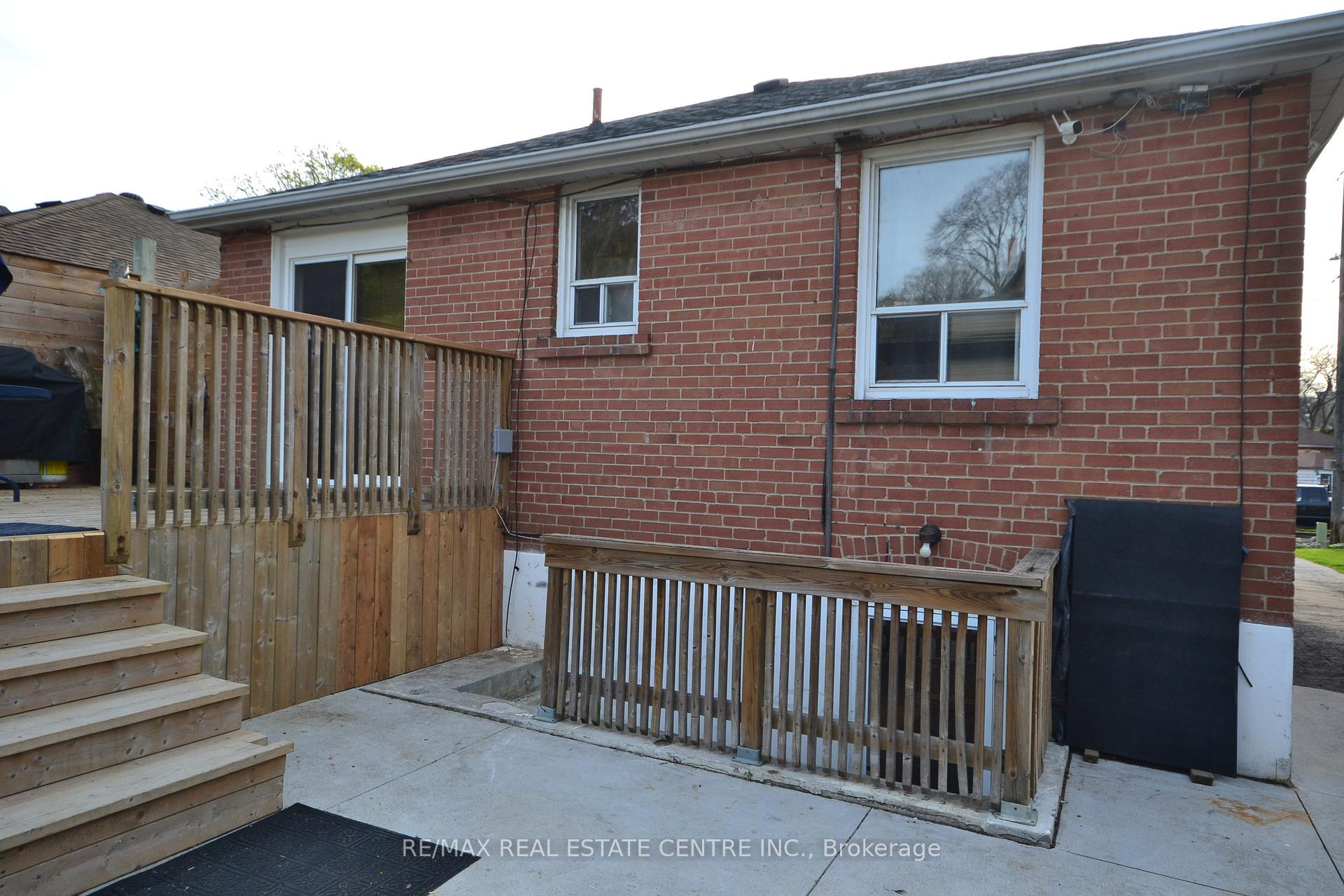 Photo 44 of 75 Cynthia Road, Toronto, Rockcliffe-Smythe — HOMEH