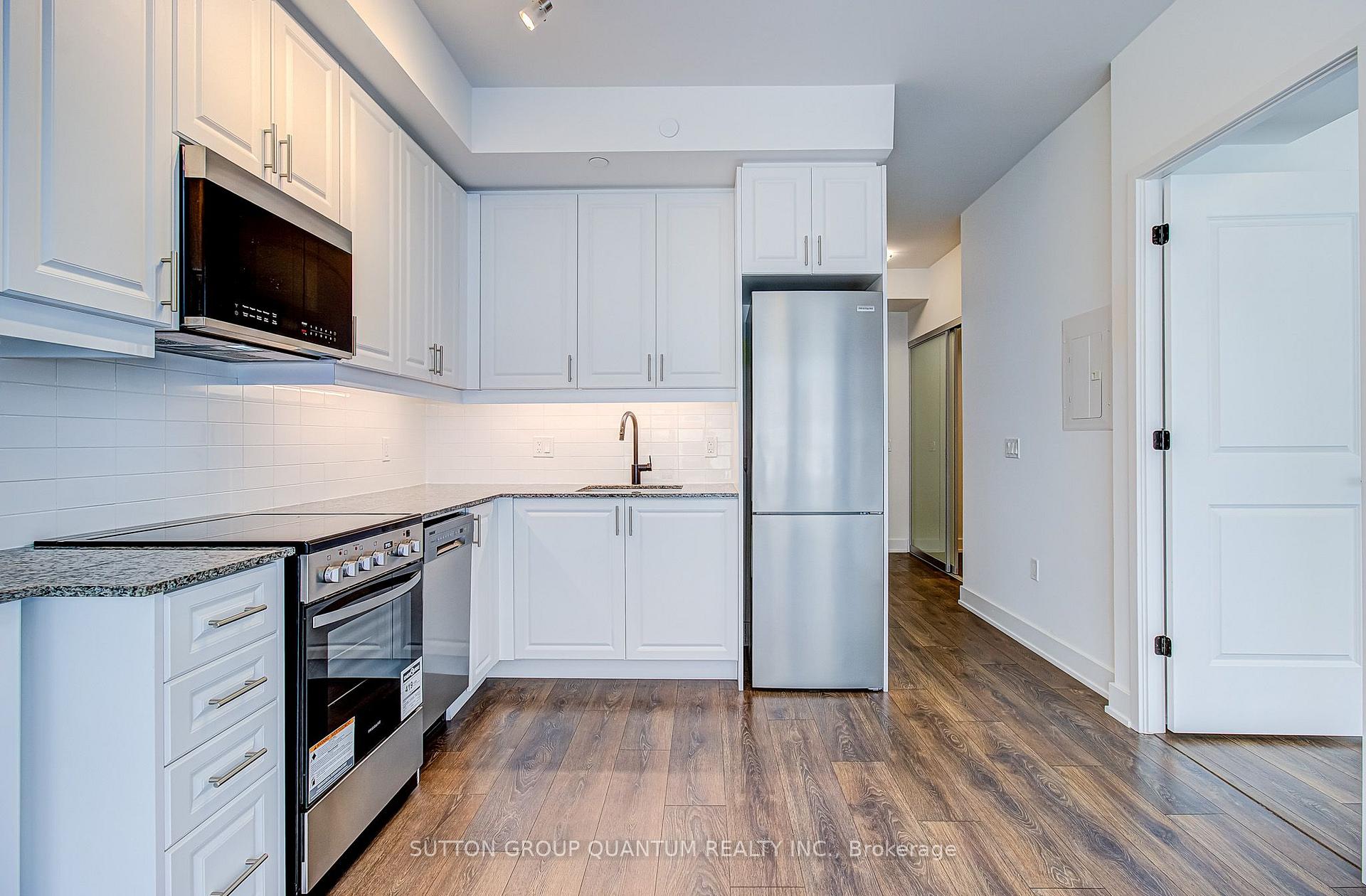 Photo 5 of Unit 506, 2333 Khalsa Gate, Oakville, Westmount — HOMEH