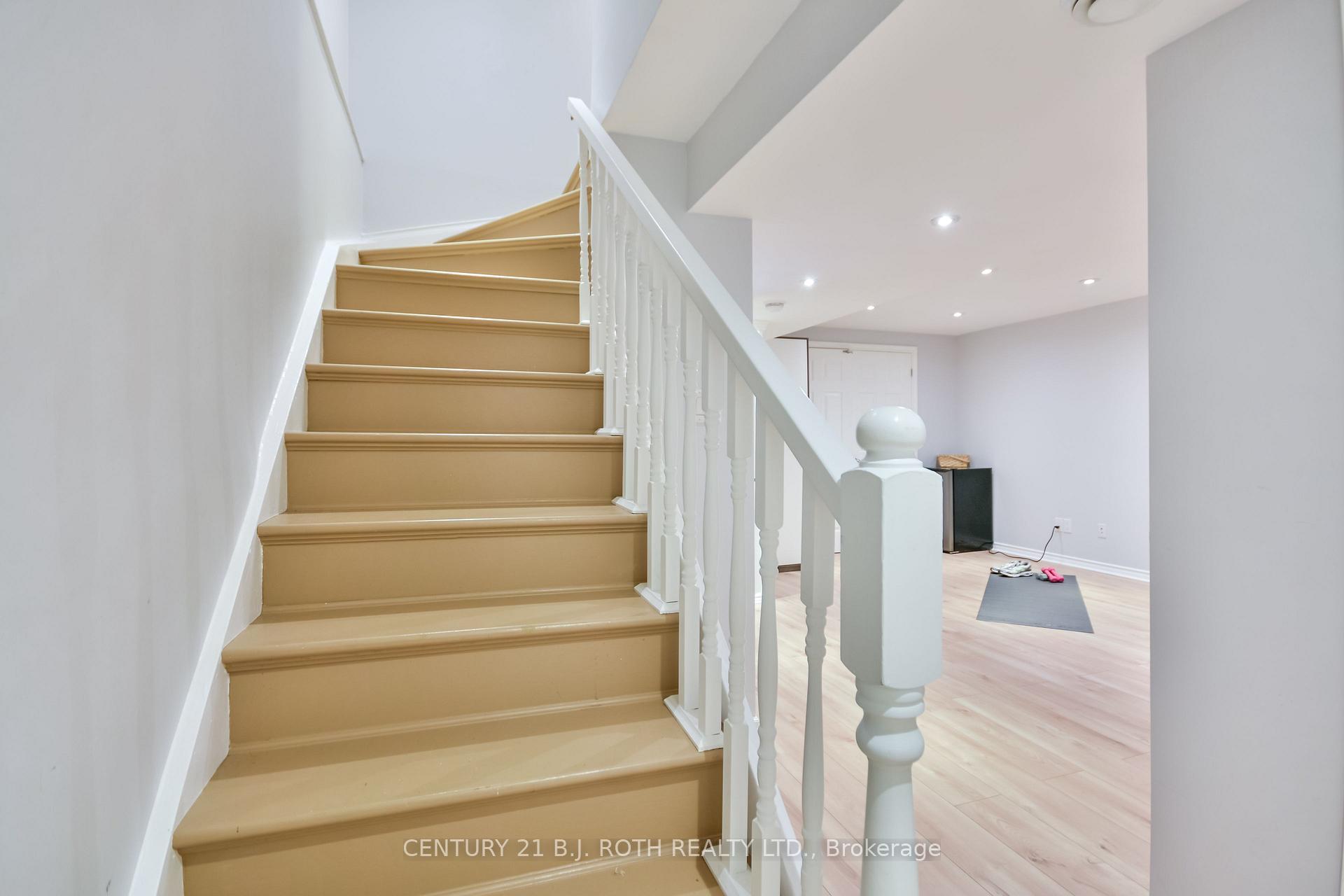 Photo 18 of Unit 43, 165 Kozlov Street, Barrie, West Bayfield — HOMEH