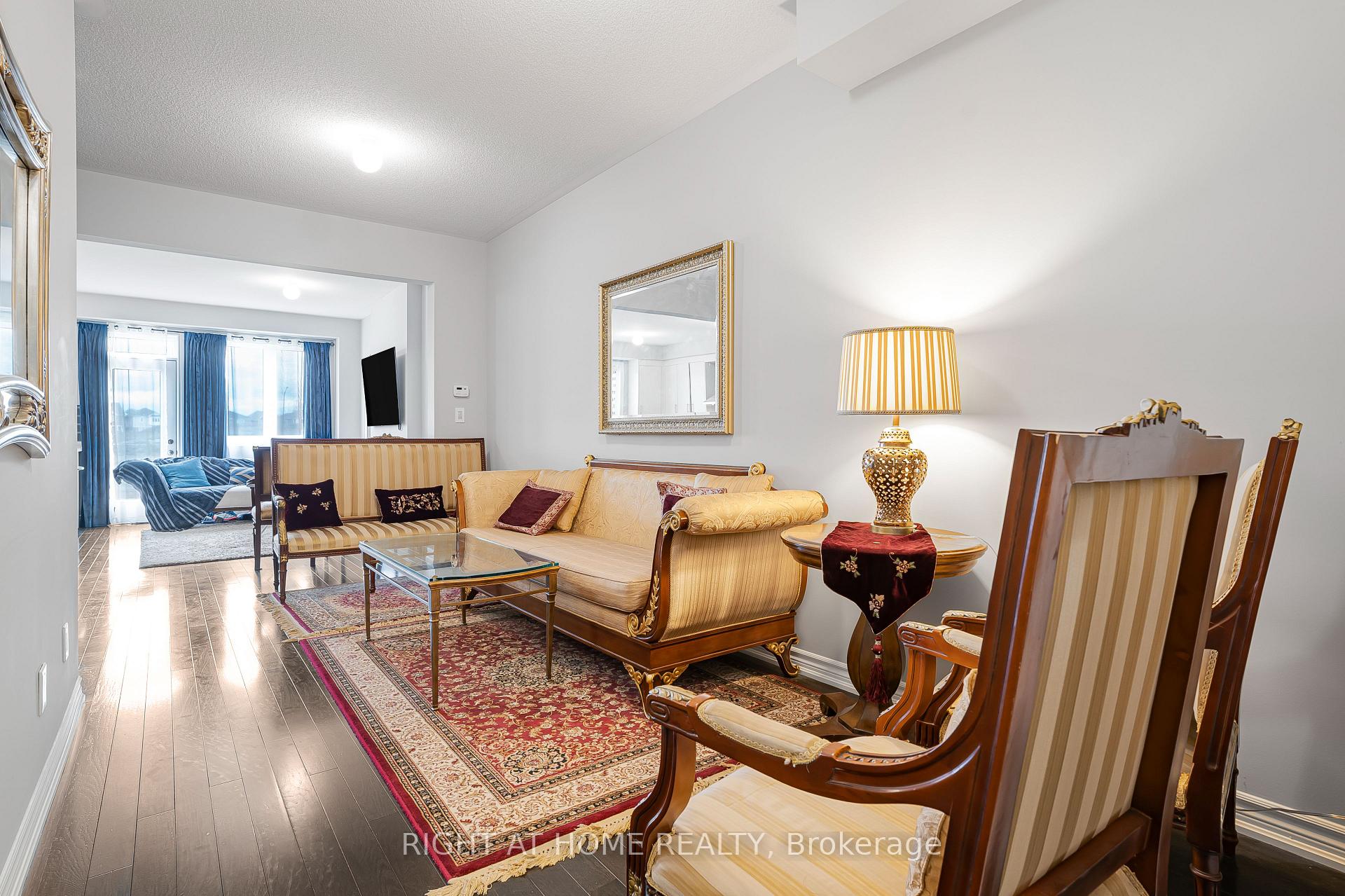 Photo 3 of 192 Closson Drive, Whitby, Rural Whitby — HOMEH