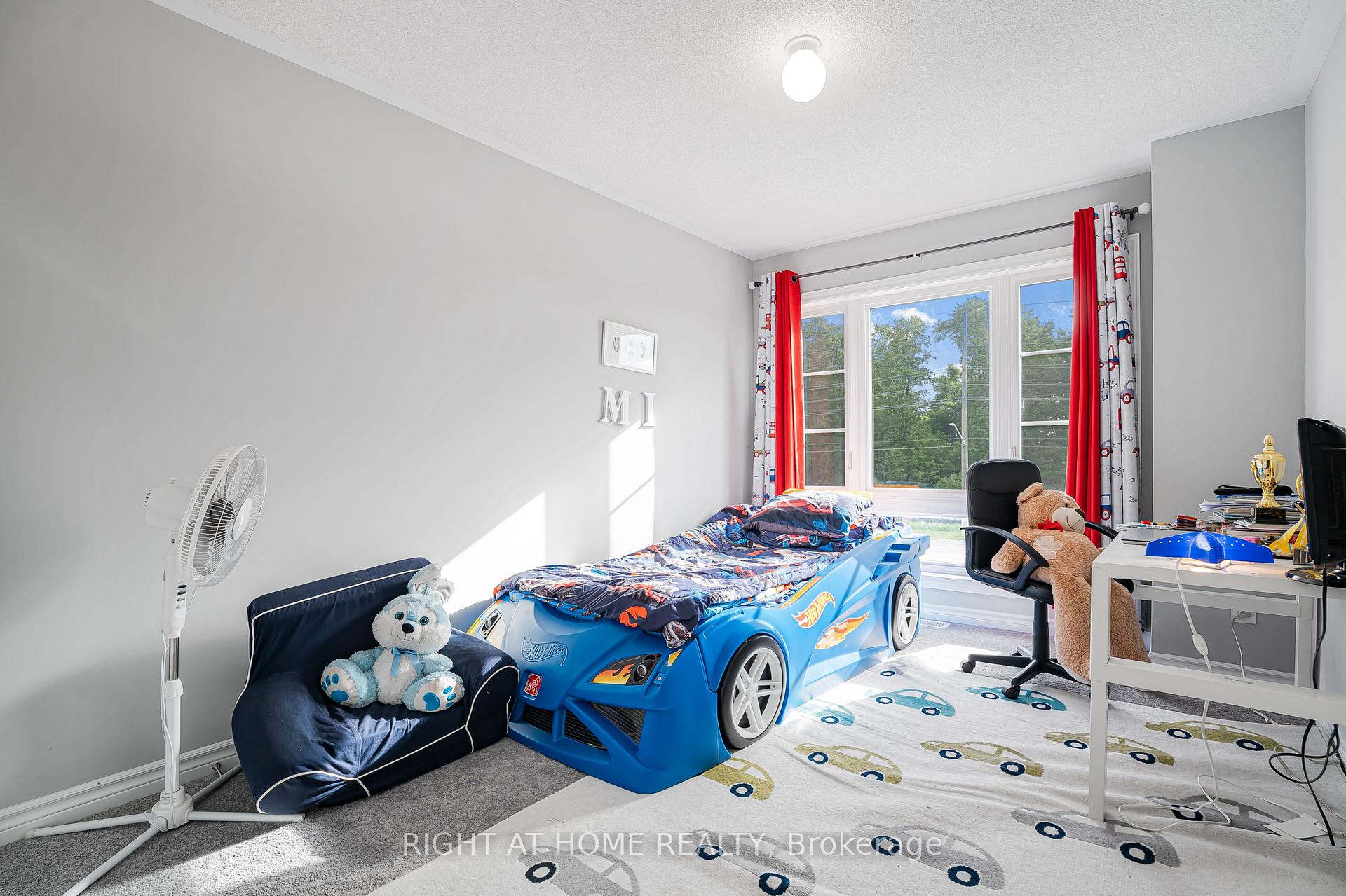 Photo 9 of 192 Closson Drive, Whitby, Rural Whitby — HOMEH