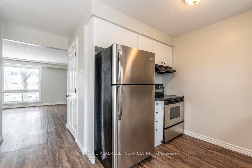 Photo 4 of Unit 45, 205 Carlyle Drive, London, East I — HOMEH