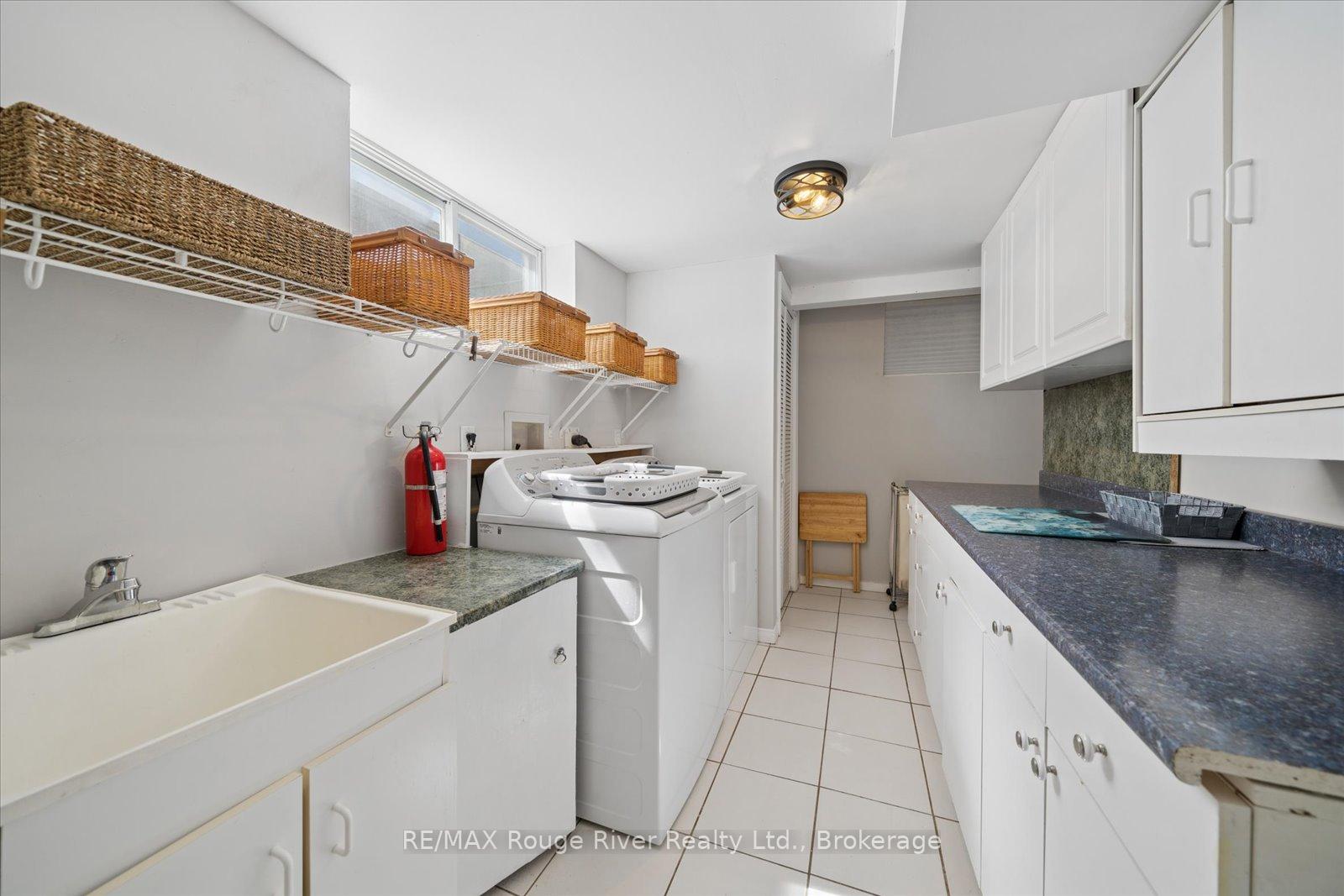 Photo 43 of 702 Gilbert Street W, Whitby, Downtown Whitby — HOMEH