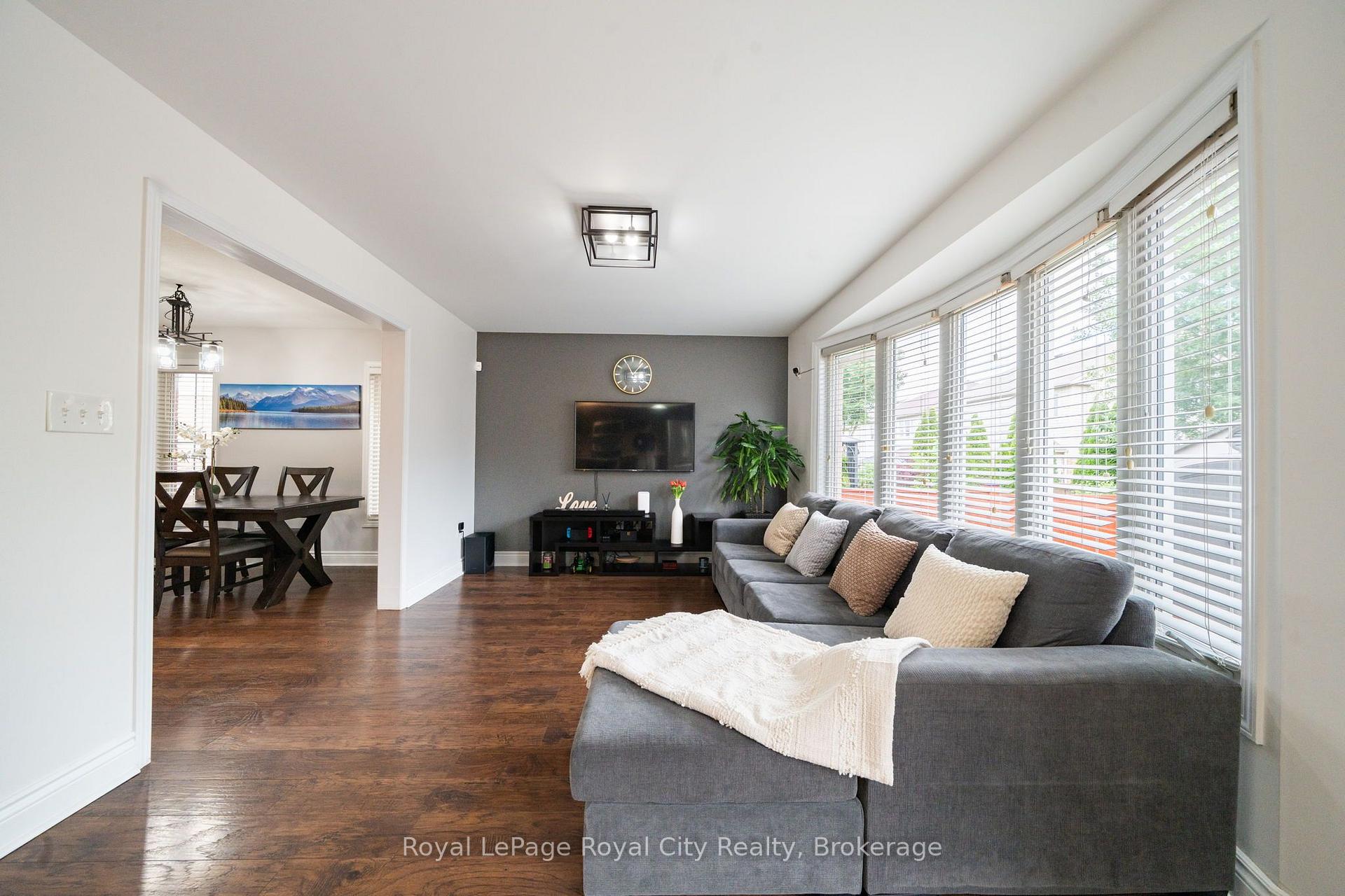 Photo 16 of 66 Horton Walk, Cambridge, Silver Heights — HOMEH
