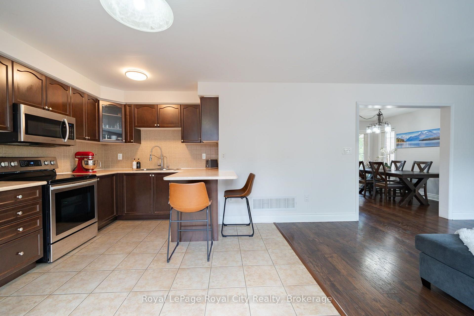 Photo 17 of 66 Horton Walk, Cambridge, Silver Heights — HOMEH