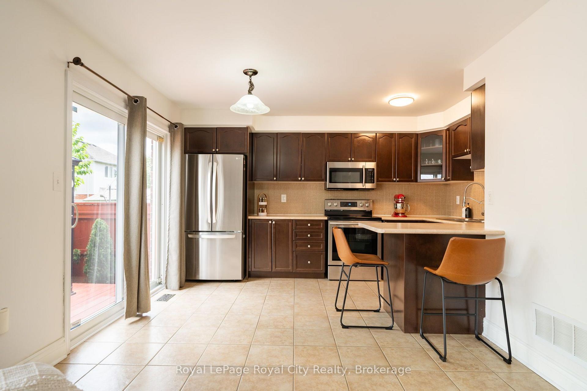 Photo 19 of 66 Horton Walk, Cambridge, Silver Heights — HOMEH