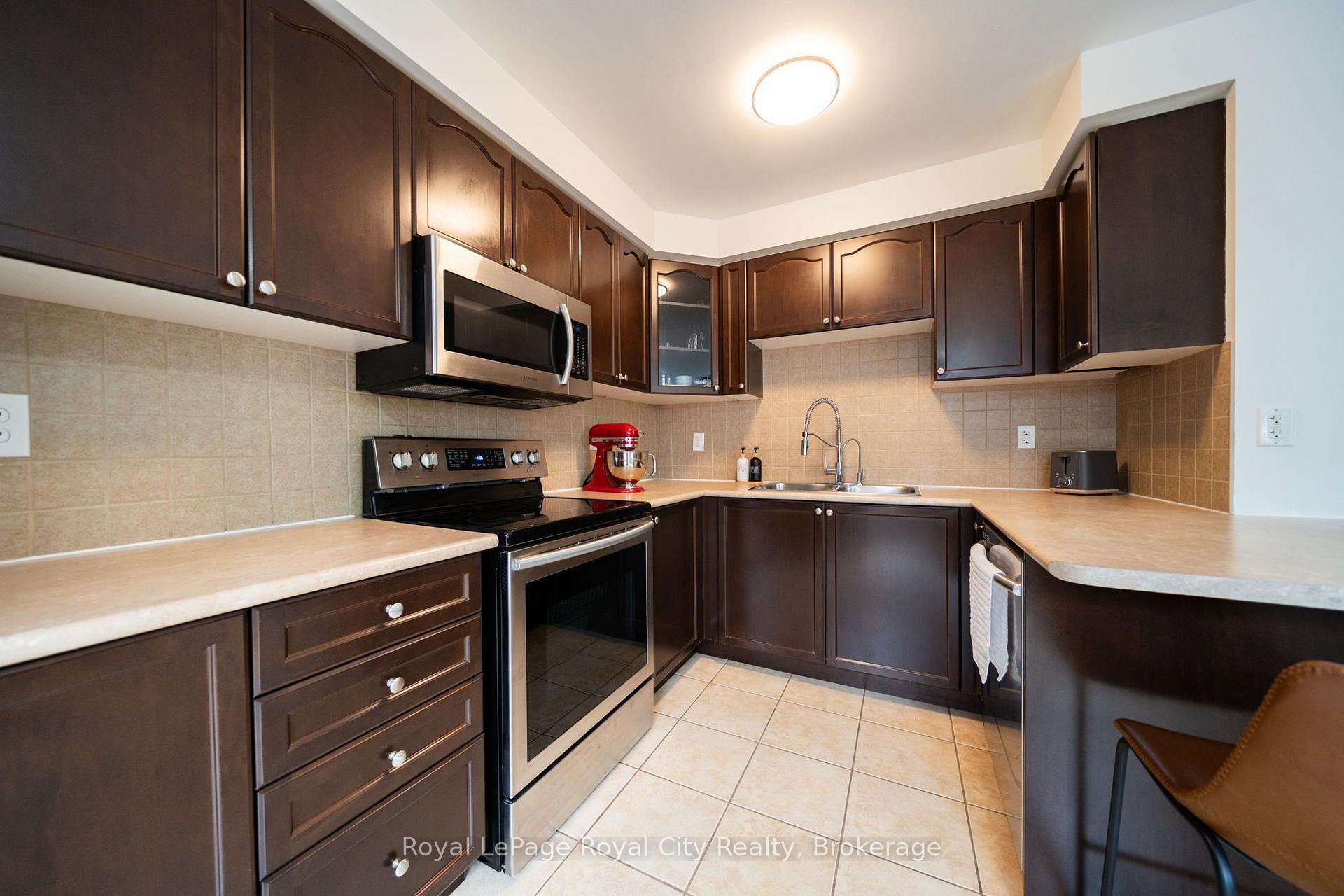 Photo 22 of 66 Horton Walk, Cambridge, Silver Heights — HOMEH