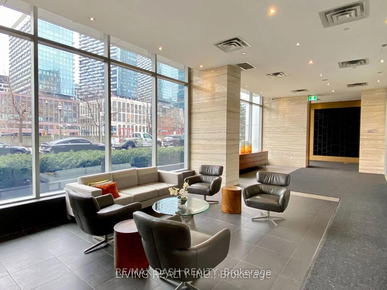 Photo 12 of Unit 2003, 15 Iceboat Terrace, Toronto, Waterfront Communities — HOMEH