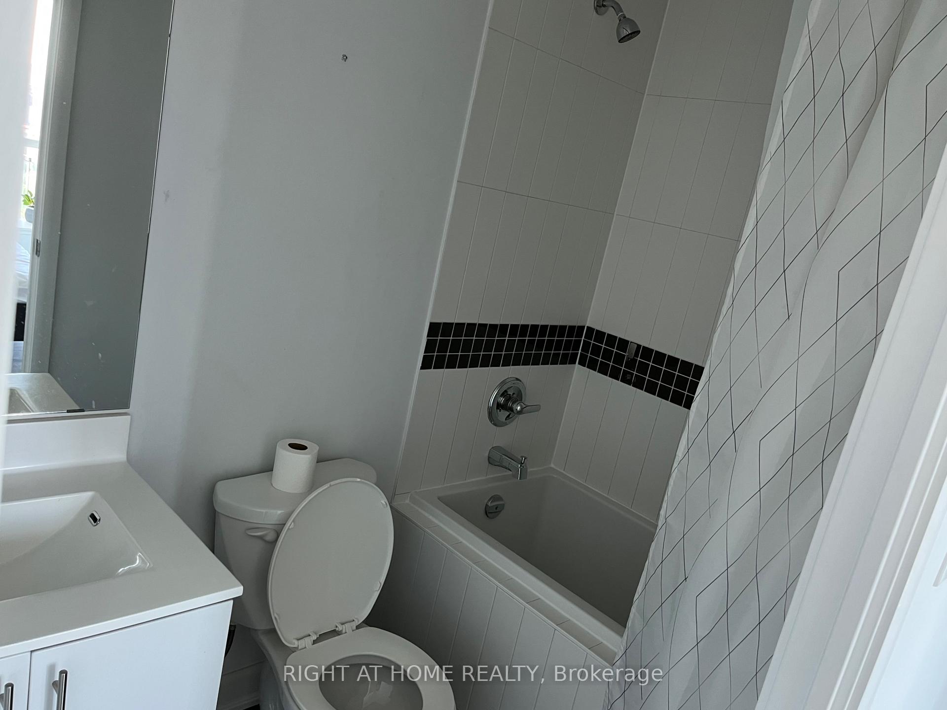 Photo 8 of 165 Legion Road, Etobicoke, Mimico — HOMEH