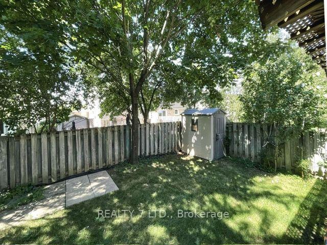 Photo 3 of Unit Main, 551 Hayward Crescent, Milton, Timberlea — HOMEH
