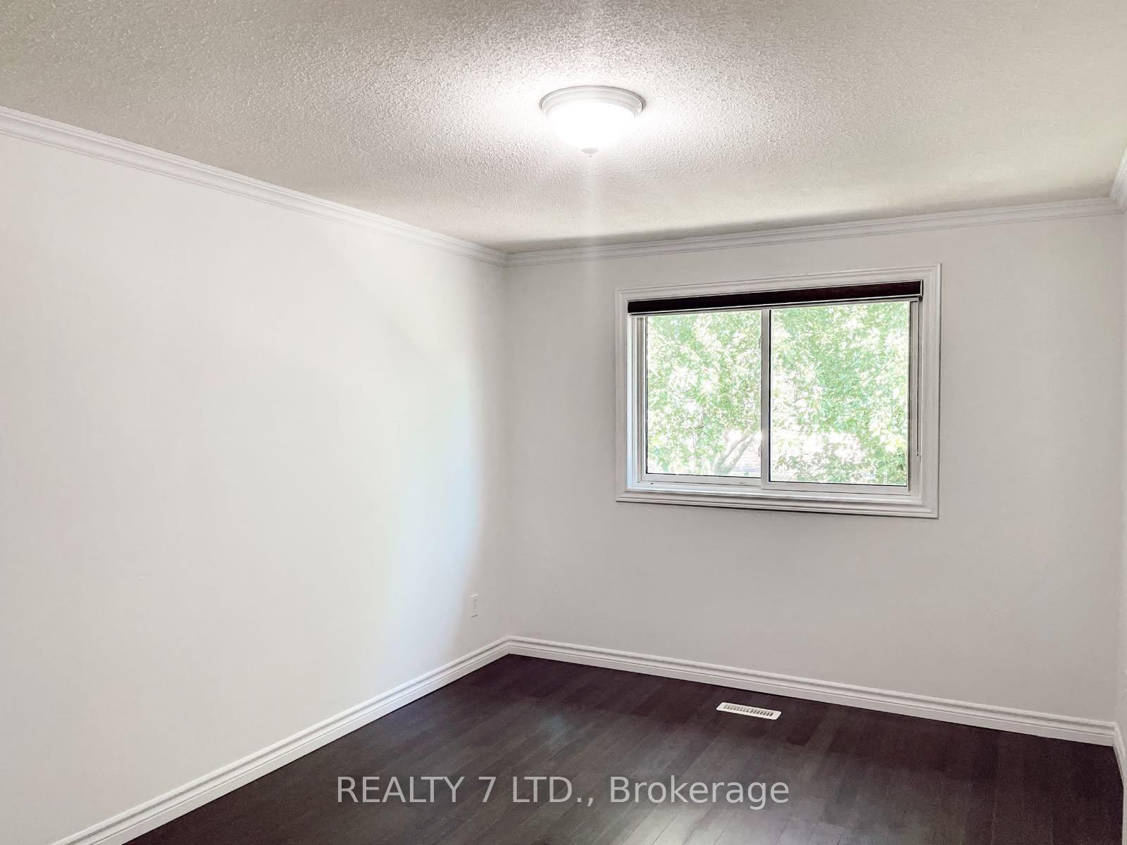 Photo 15 of Unit Main, 551 Hayward Crescent, Milton, Timberlea — HOMEH