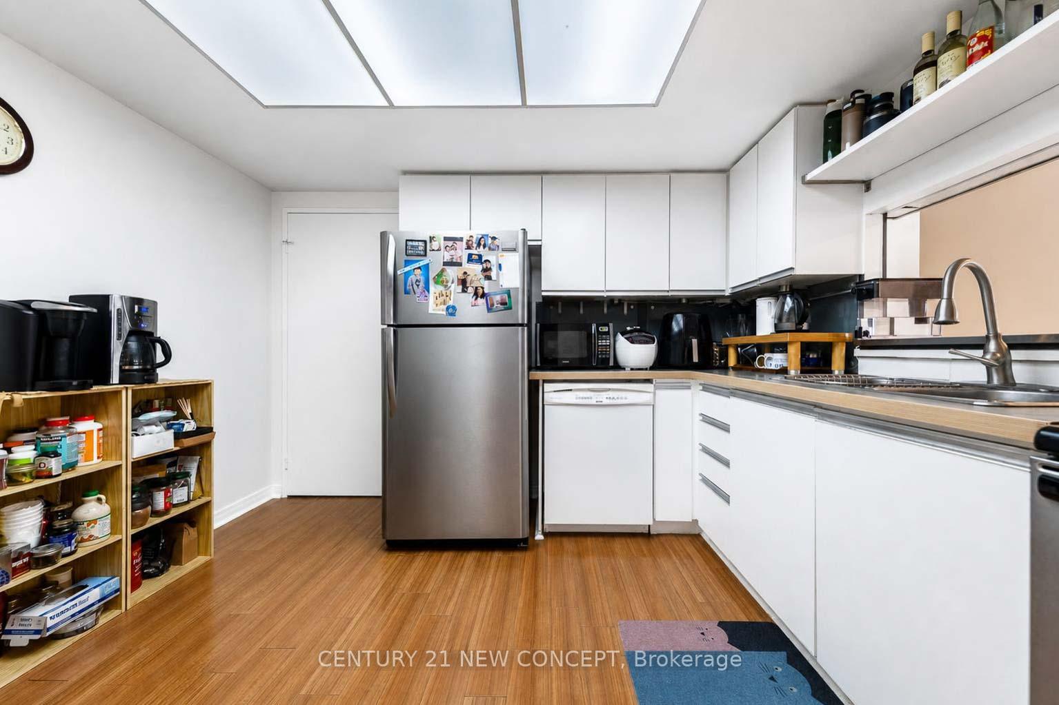 Photo 9 of Unit 101, 5765 Yonge Street, North York, Newtonbrook East — HOMEH