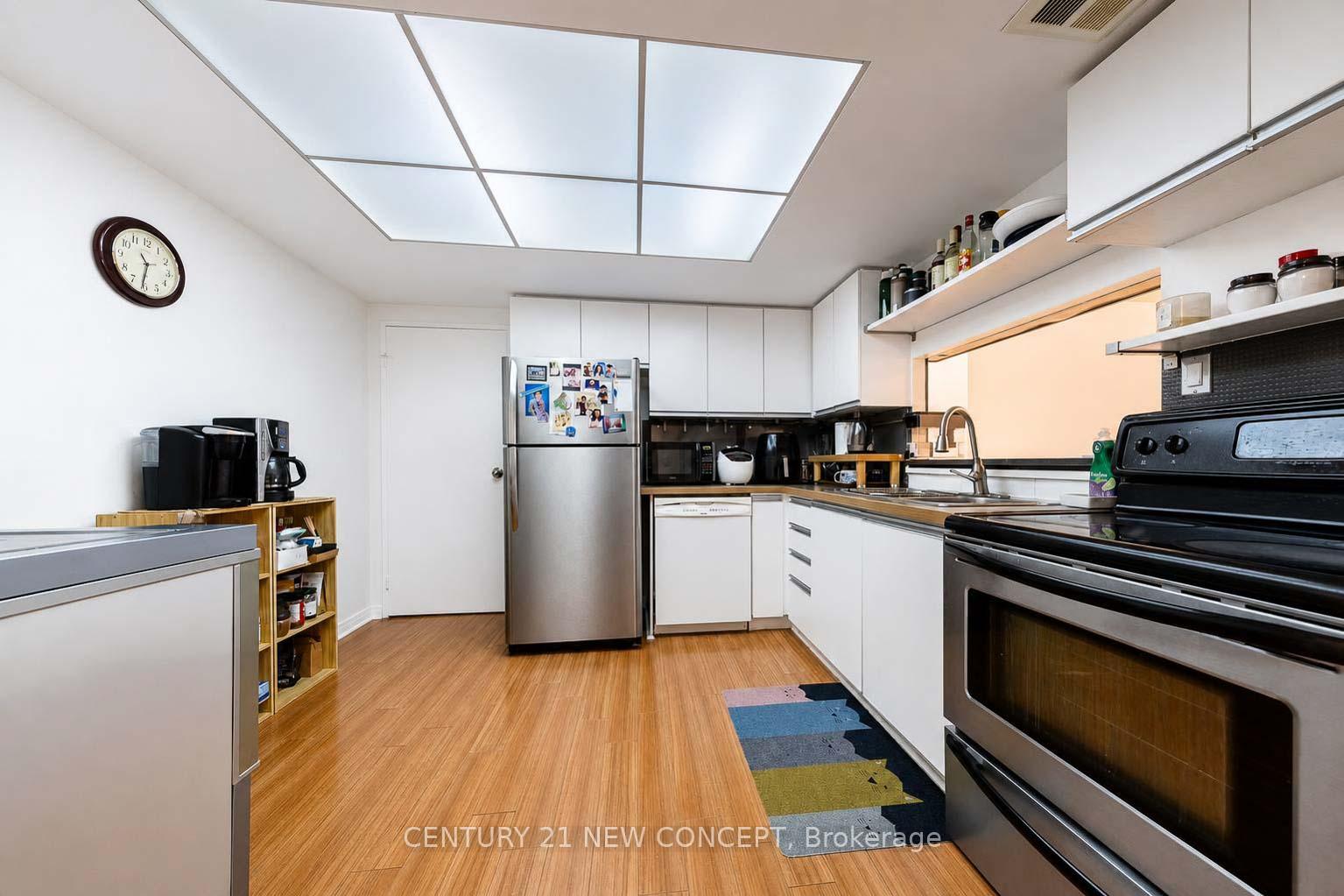 Photo 11 of Unit 101, 5765 Yonge Street, North York, Newtonbrook East — HOMEH