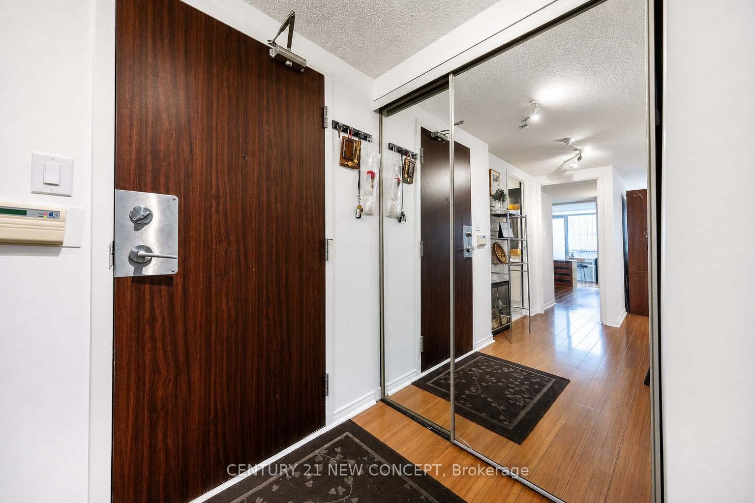 Photo 14 of Unit 101, 5765 Yonge Street, North York, Newtonbrook East — HOMEH