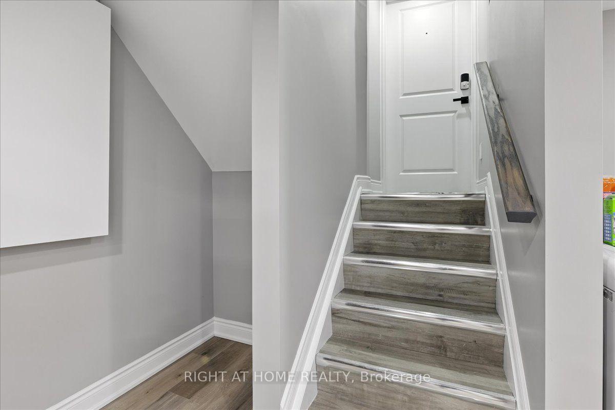 Photo 11 of 1 Lorilee Crescent, Kitchener, Forest Heights — HOMEH