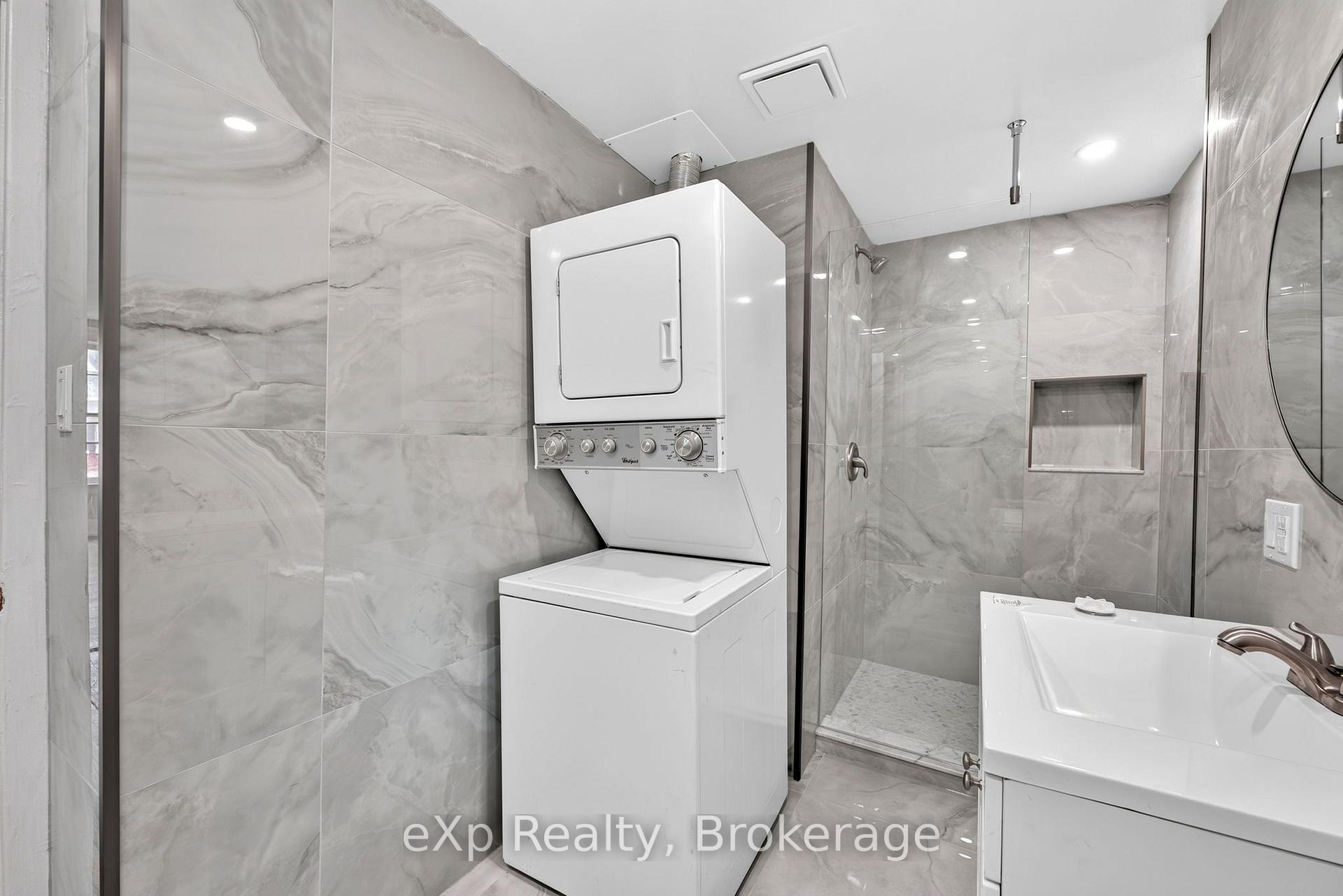 Photo 17 of 31 Waterloo Street S, Stratford — HOMEH