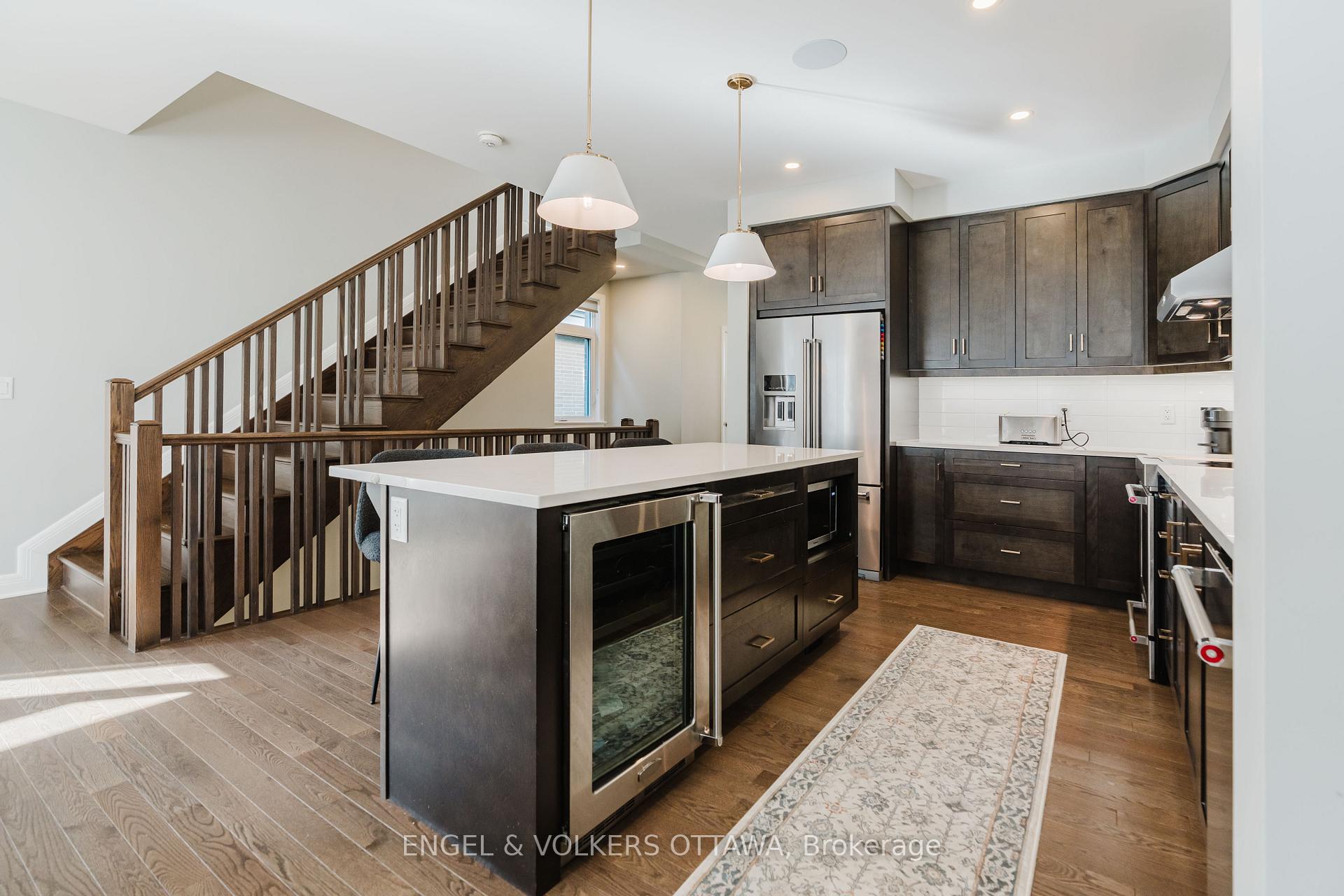 Photo 10 of 512 Chene Way, Ottawa, CFB Rockcliffe and Area — HOMEH