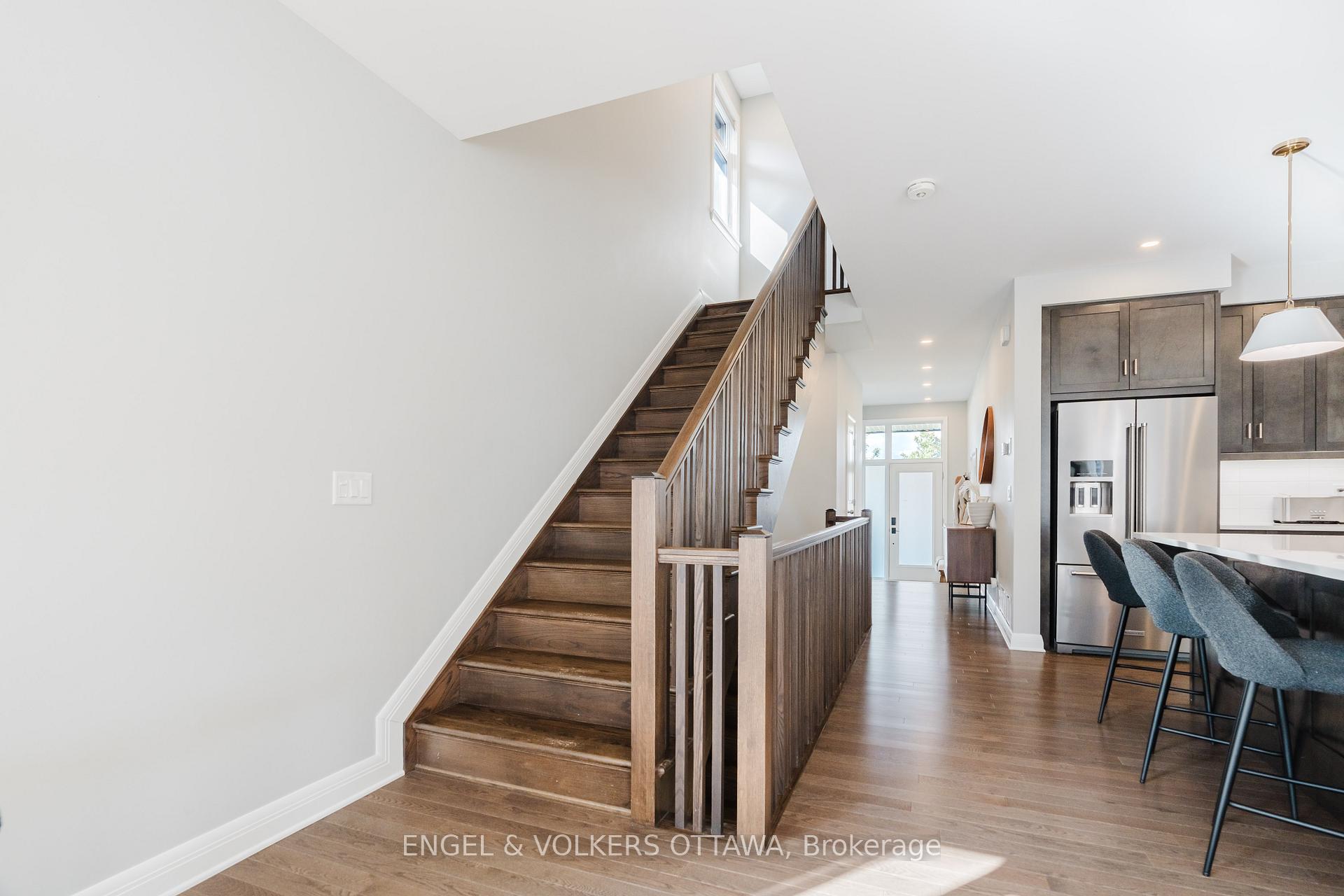 Photo 16 of 512 Chene Way, Ottawa, CFB Rockcliffe and Area — HOMEH