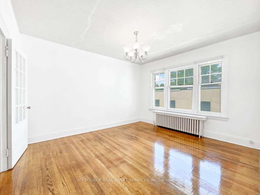 Photo 6 of Unit 5, 12 Kendal Avenue, Toronto, The Annex — HOMEH