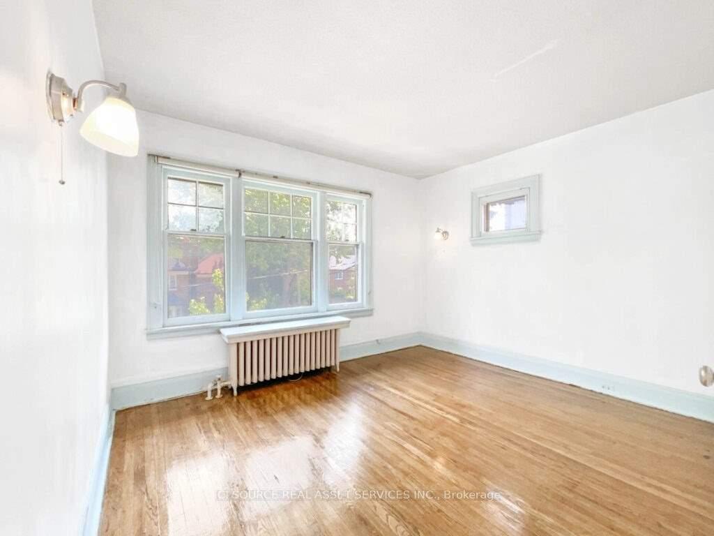 Photo 12 of Unit 5, 12 Kendal Avenue, Toronto, The Annex — HOMEH