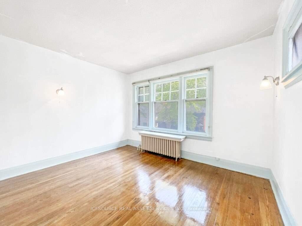 Photo 13 of Unit 5, 12 Kendal Avenue, Toronto, The Annex — HOMEH