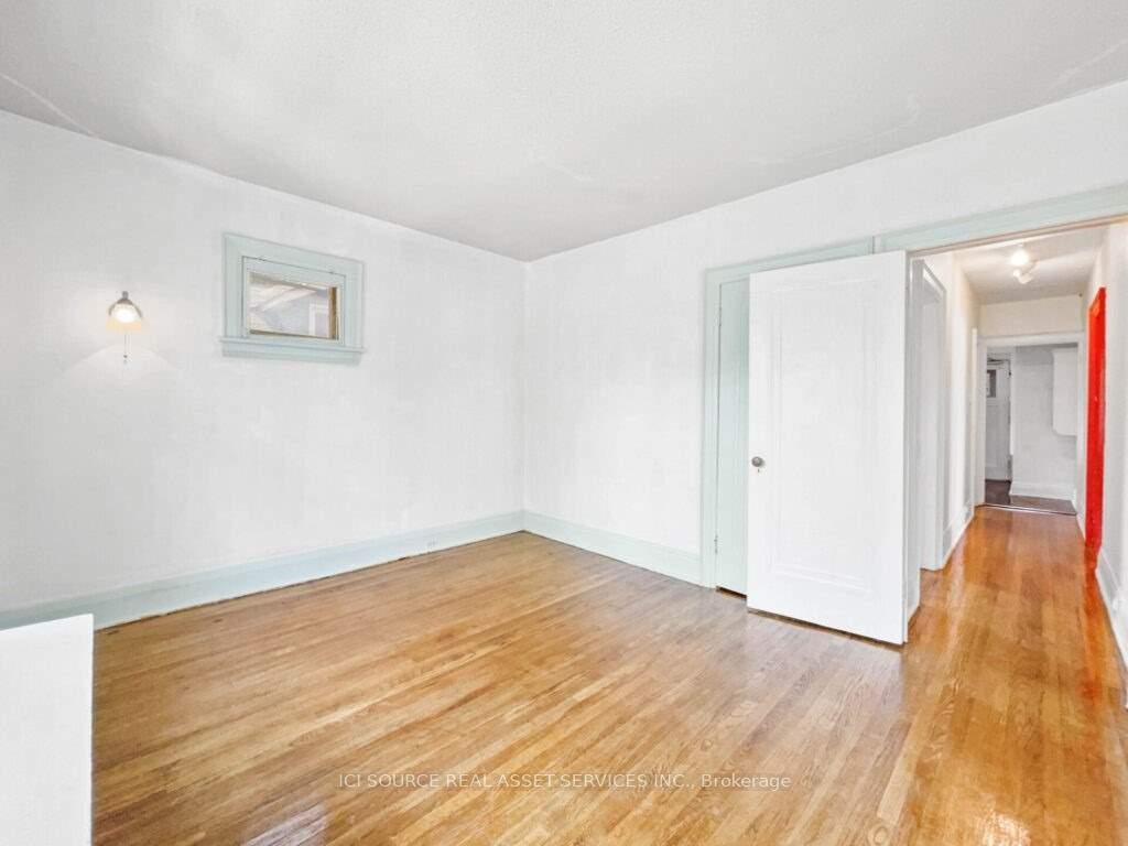Photo 14 of Unit 5, 12 Kendal Avenue, Toronto, The Annex — HOMEH