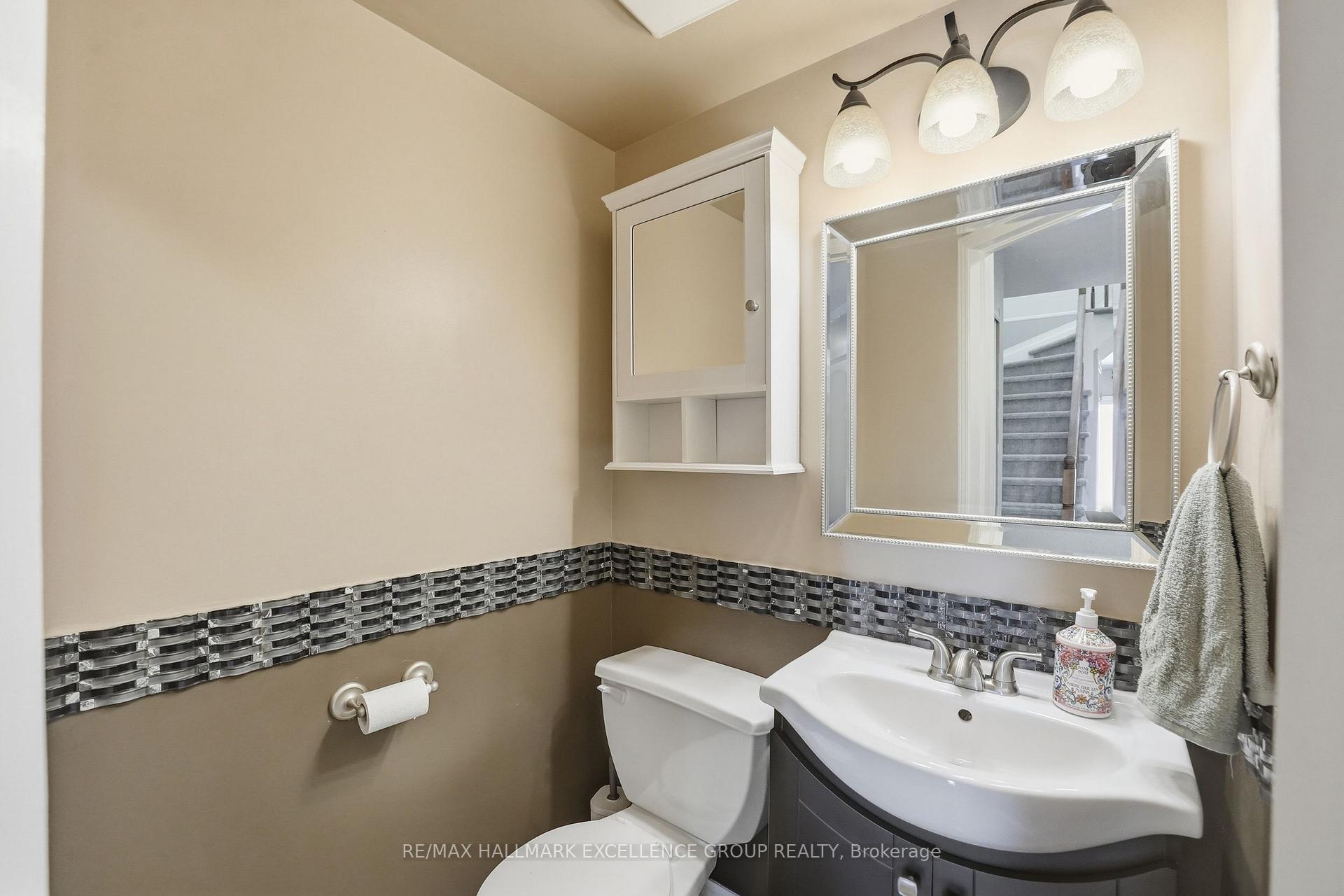 Photo 6 of 887 Nesting Way, Ottawa, Fallingbrook/Gardenway South — HOMEH