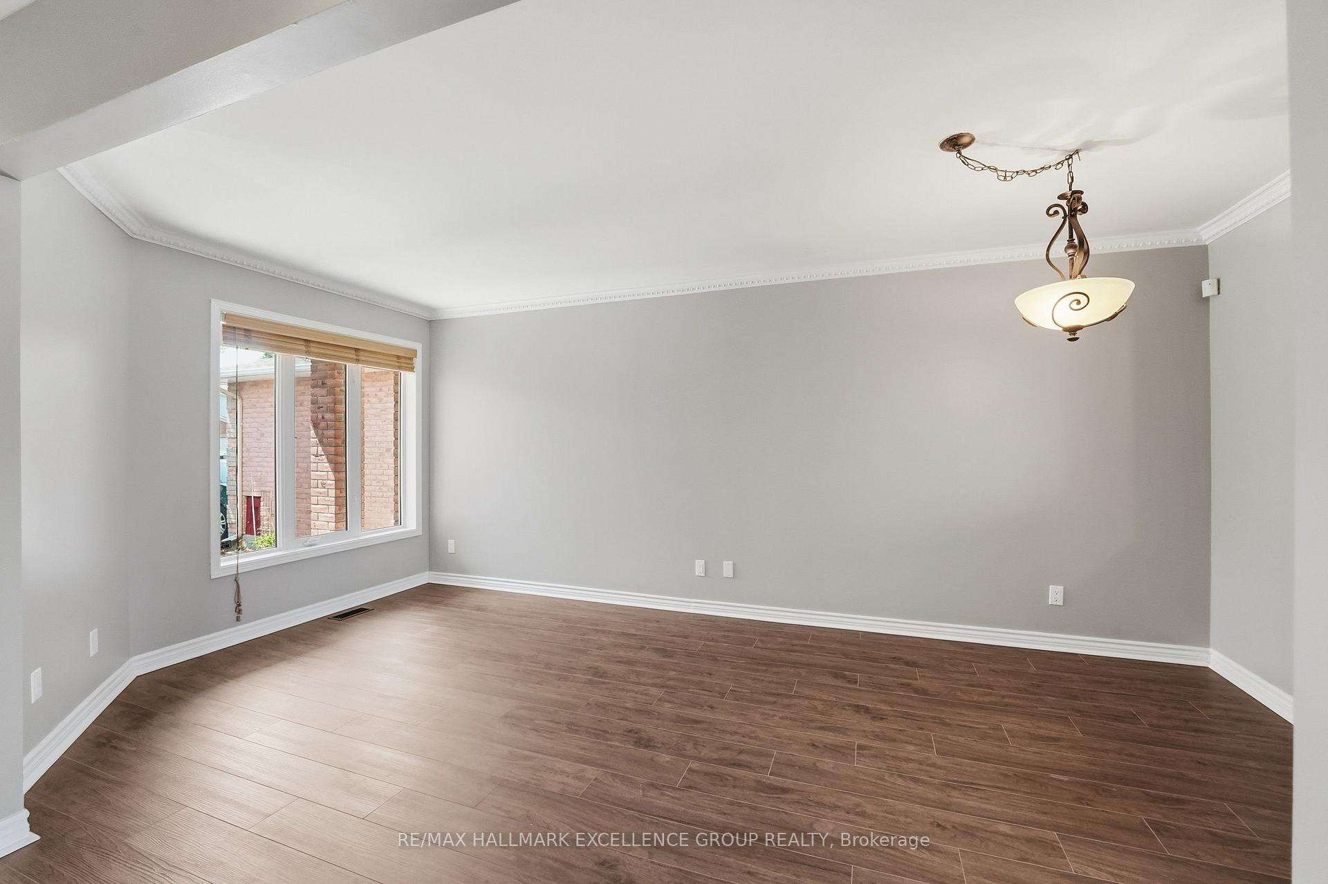 Photo 13 of 887 Nesting Way, Ottawa, Fallingbrook/Gardenway South — HOMEH