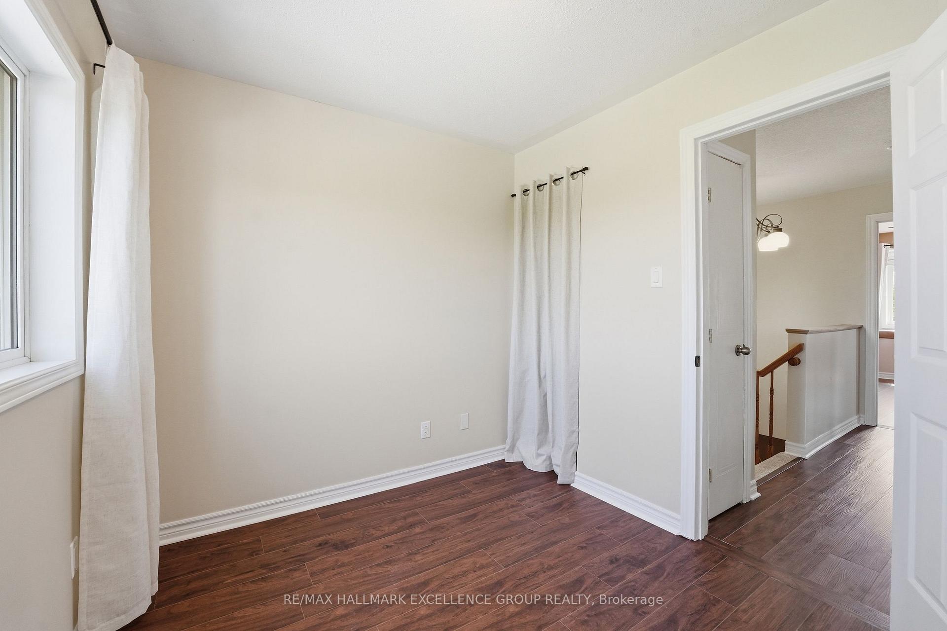 Photo 32 of 887 Nesting Way, Ottawa, Fallingbrook/Gardenway South — HOMEH