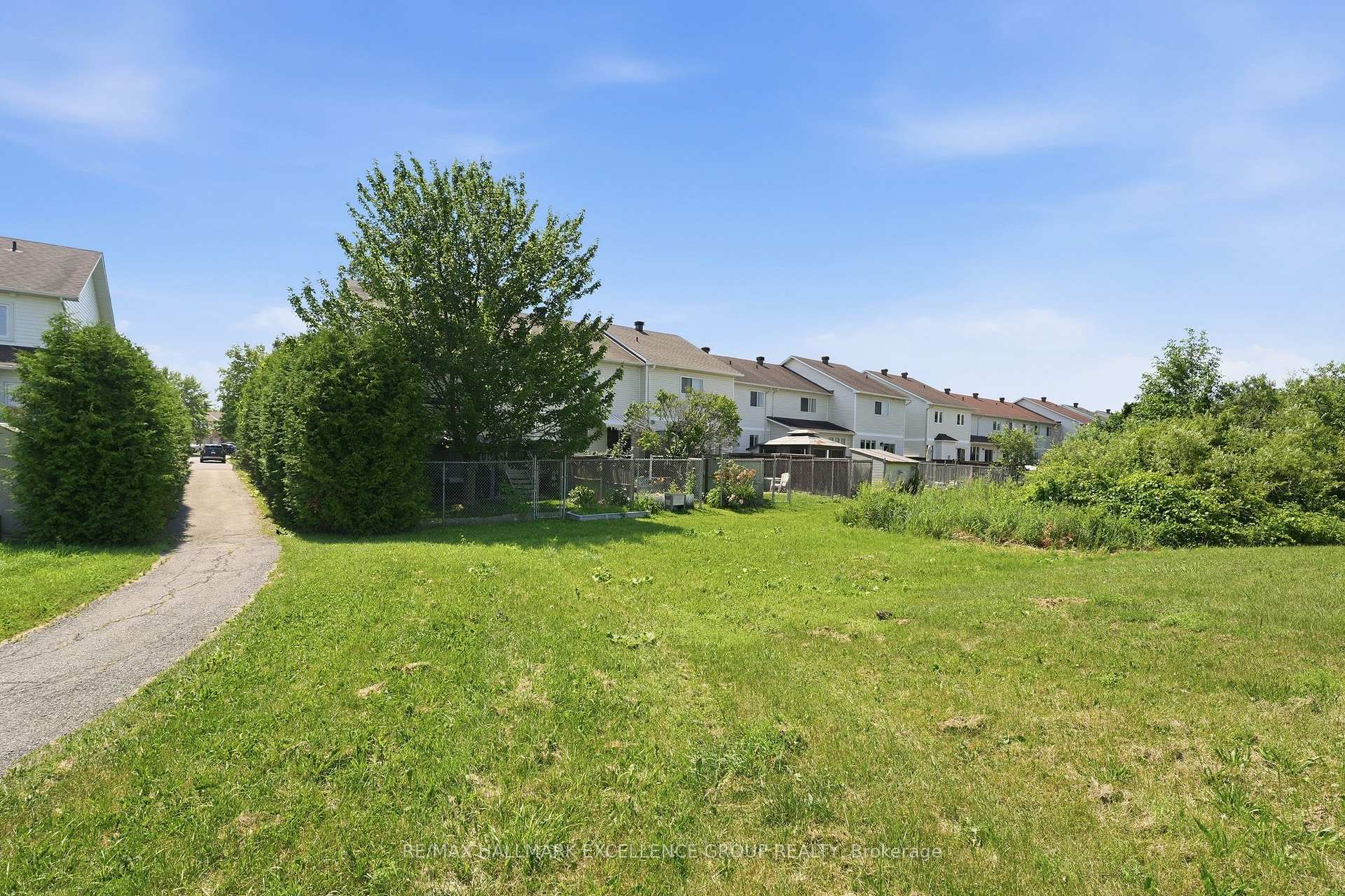 Photo 50 of 887 Nesting Way, Ottawa, Fallingbrook/Gardenway South — HOMEH