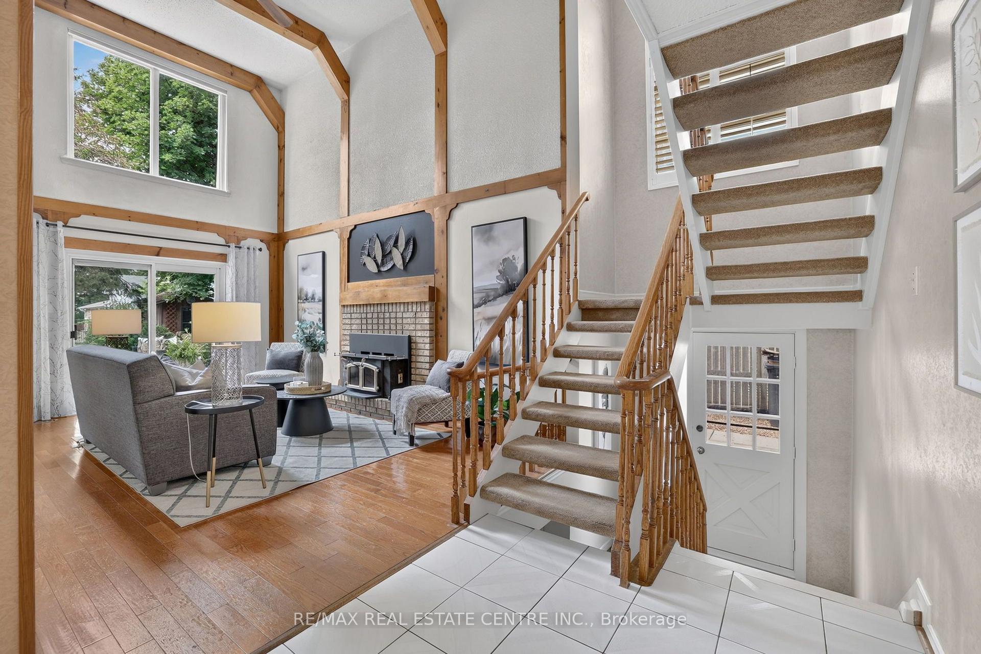 Photo 12 of 324 Hersey Crescent, Caledon, Bolton North — HOMEH