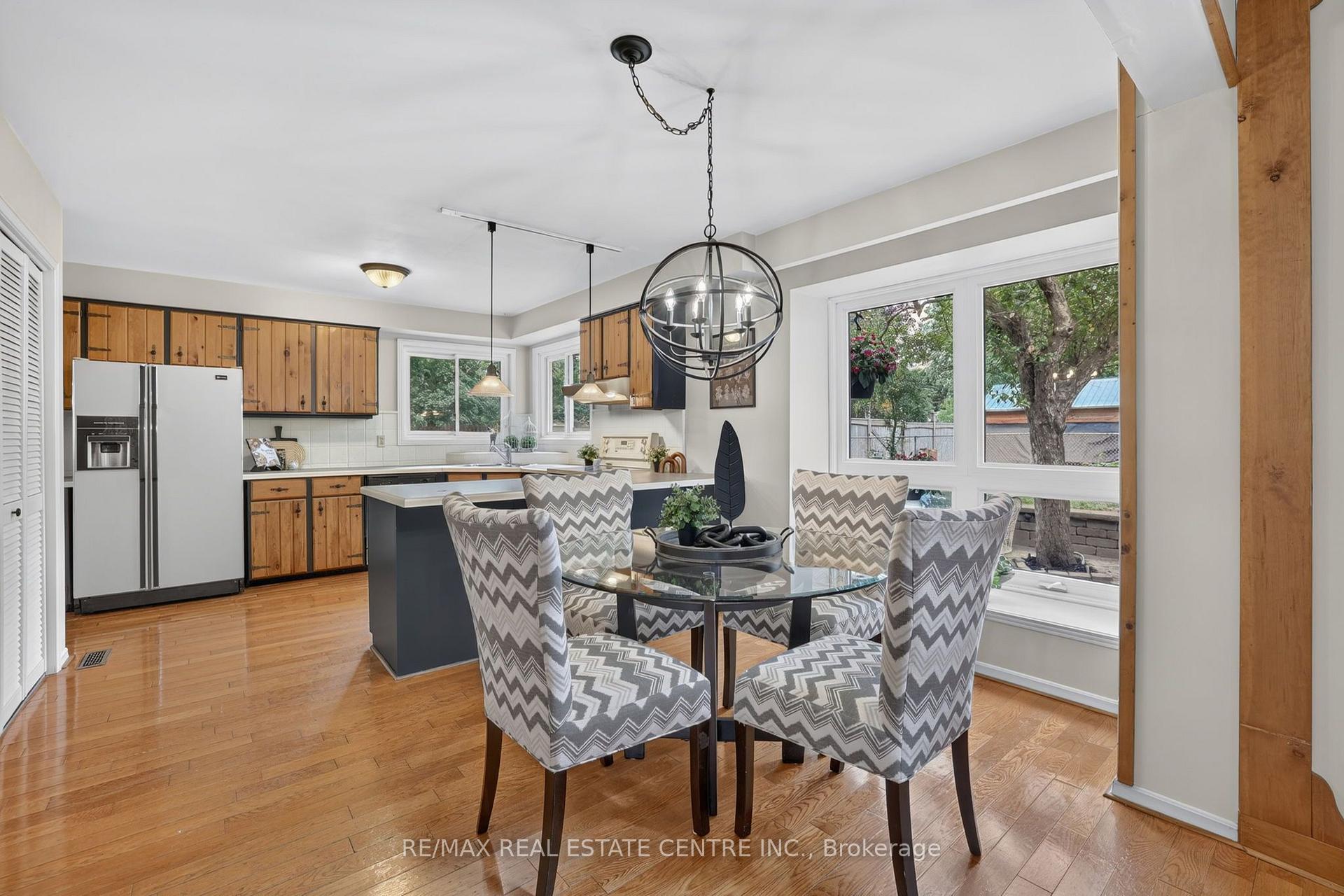 Photo 19 of 324 Hersey Crescent, Caledon, Bolton North — HOMEH