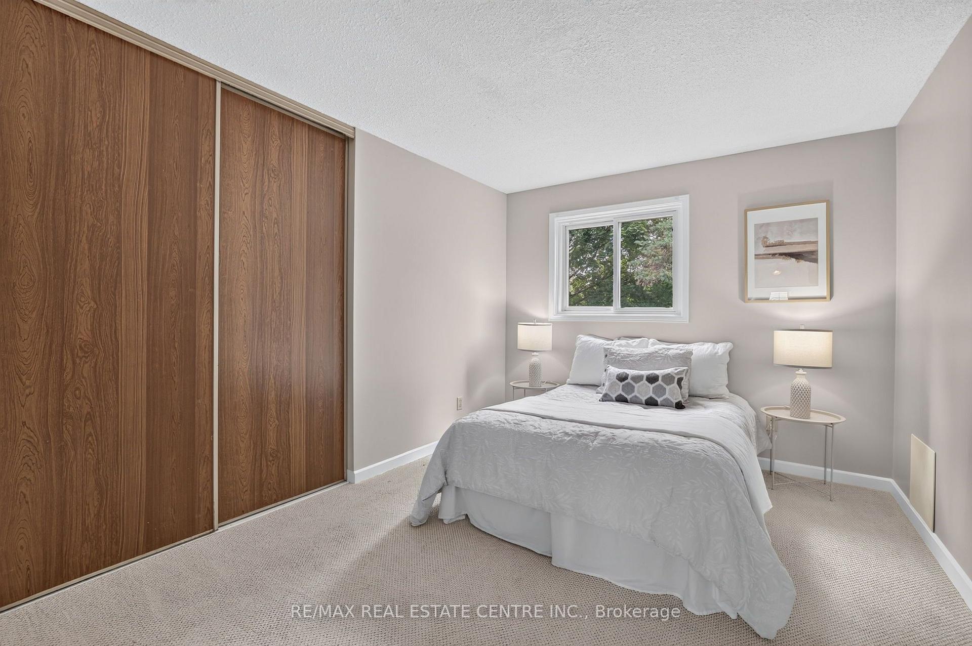 Photo 33 of 324 Hersey Crescent, Caledon, Bolton North — HOMEH