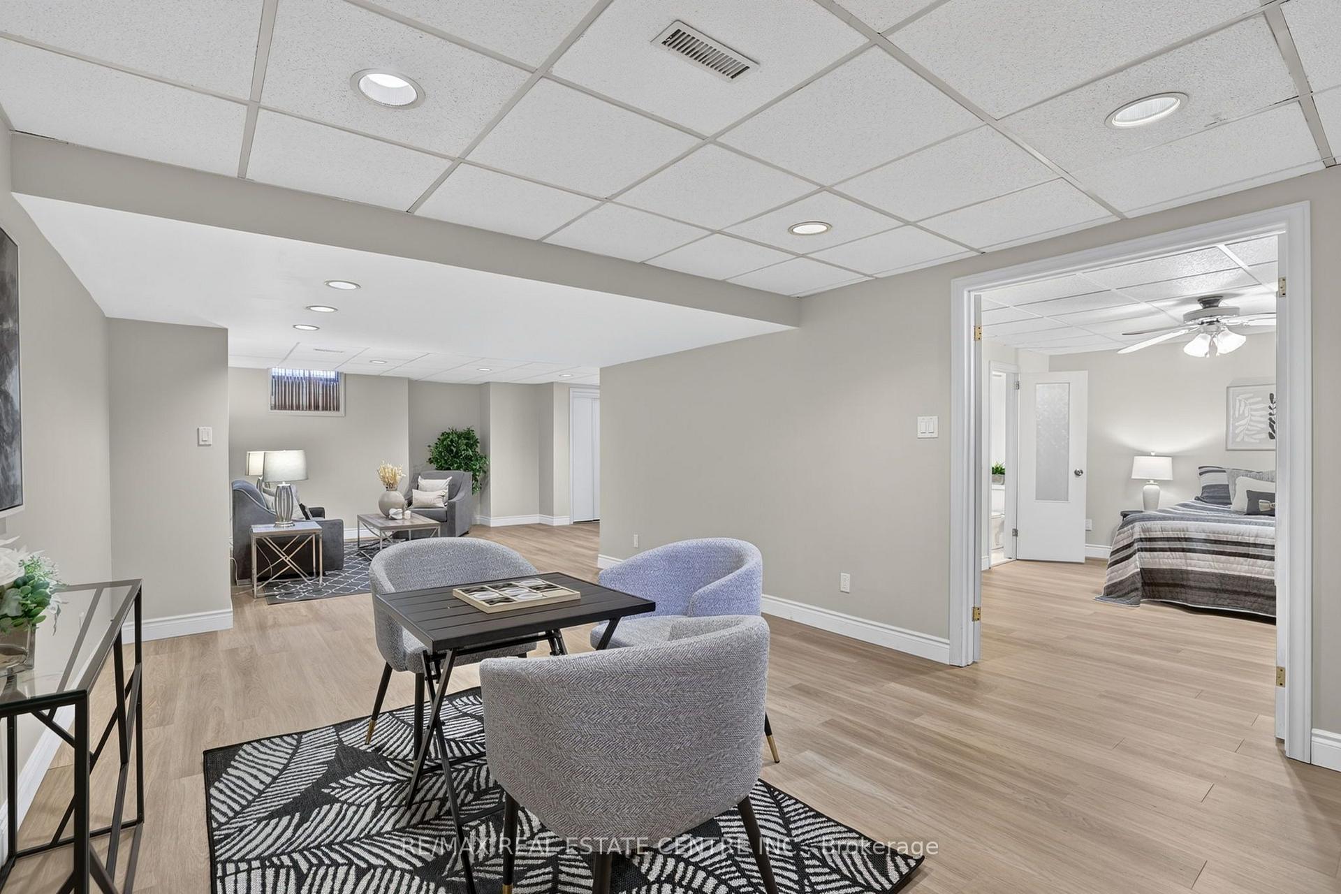 Photo 40 of 324 Hersey Crescent, Caledon, Bolton North — HOMEH