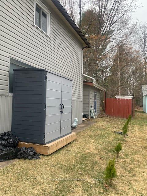 Photo 5 of 4 Kelvin Crescent, Deep River, Deep River — HOMEH