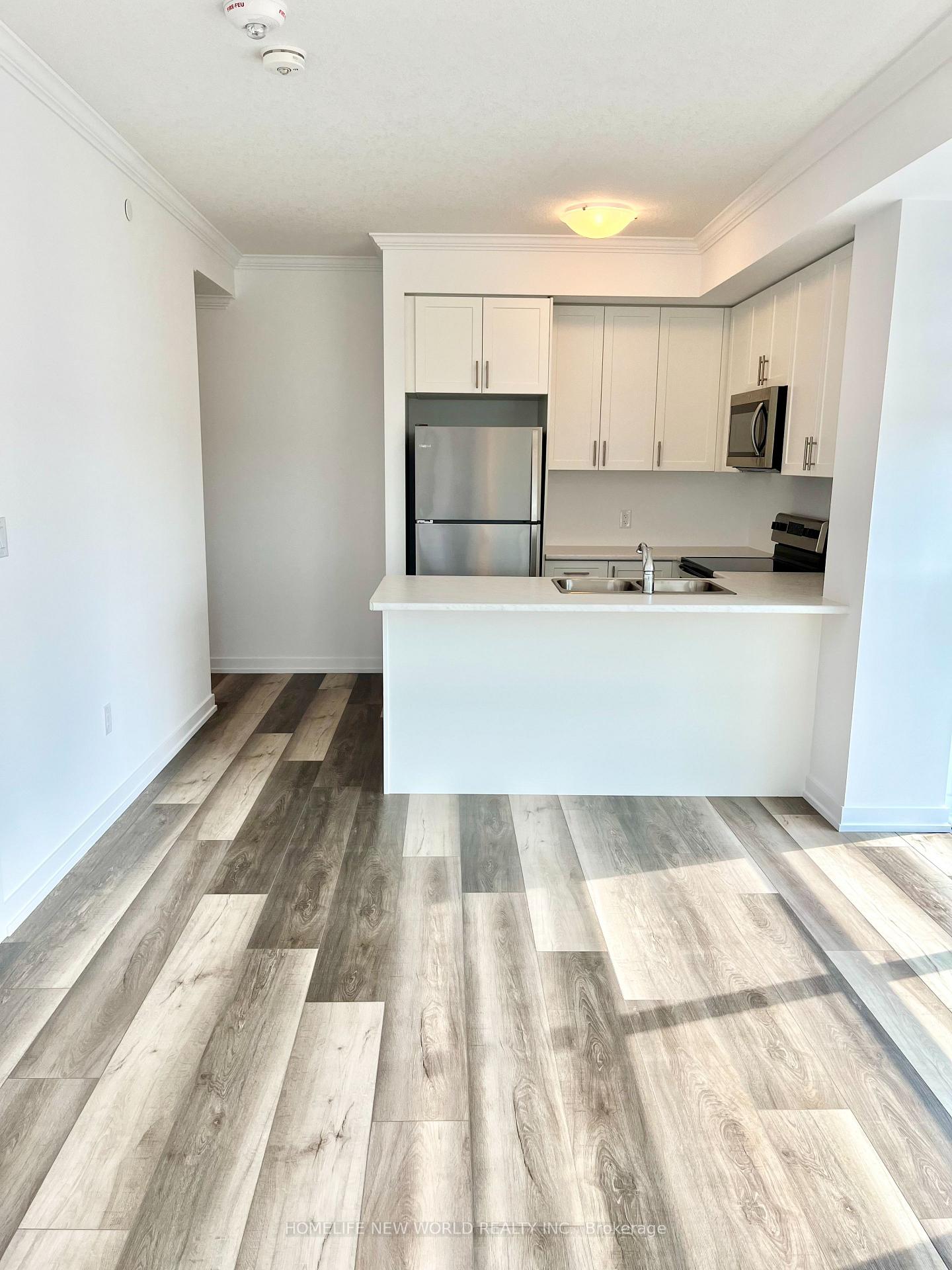 Photo 7 of Unit 602, 460 Dundas Street E, Hamilton, Waterdown — HOMEH
