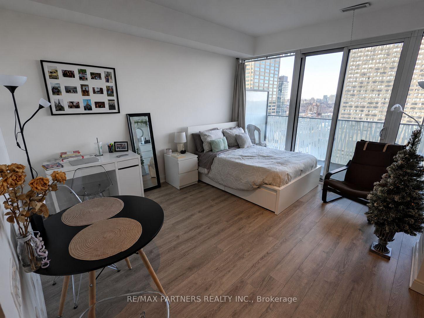 Photo 7 of Unit 2608, 42 Charles Street E, Toronto, Church-Yonge Corridor — HOMEH
