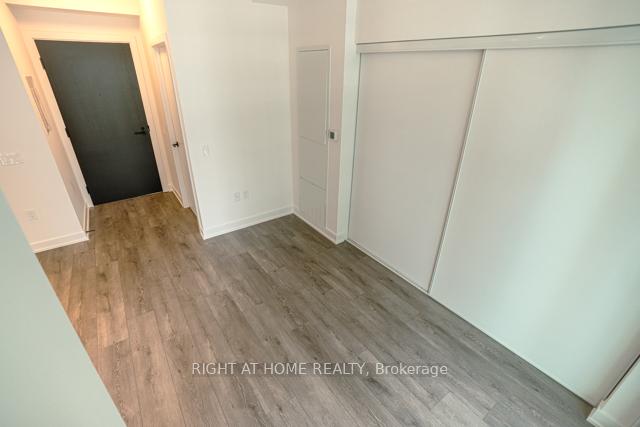 Photo 4 of Unit 3003, 117 Broadway Avenue, Toronto, Mount Pleasant West — HOMEH