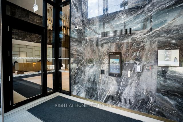 Photo 15 of Unit 3003, 117 Broadway Avenue, Toronto, Mount Pleasant West — HOMEH