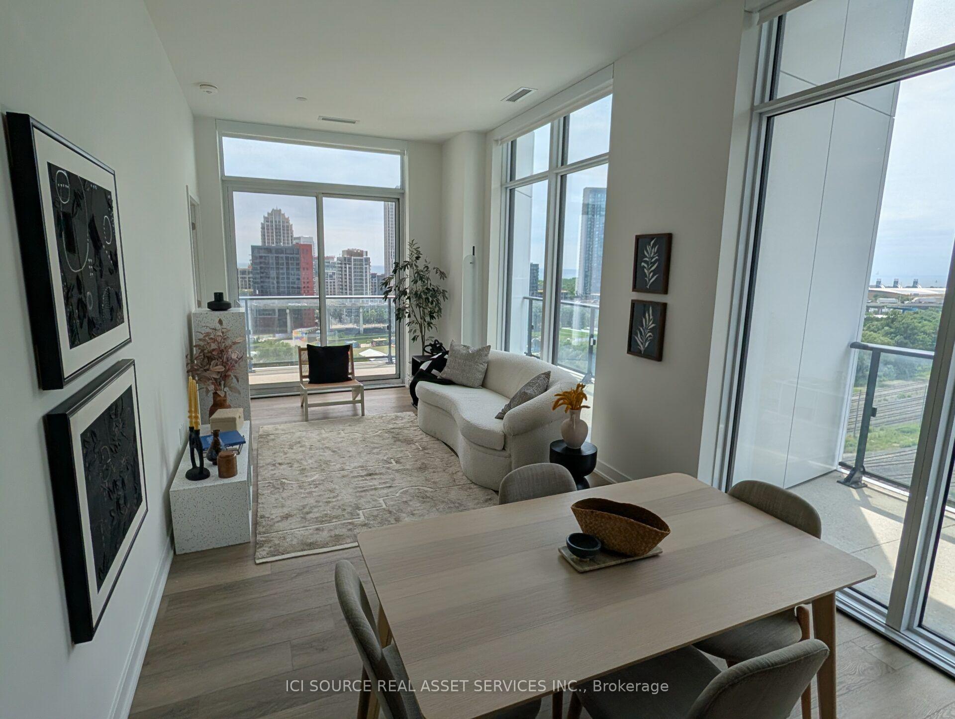 Photo 4 of Unit PH21, 9 Tecumseth Street, Toronto, Niagara — HOMEH
