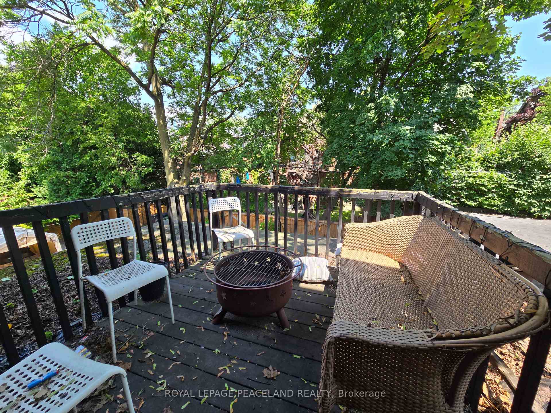 Photo 9 of Unit 2nd Flr, 61 Madison Avenue, Toronto, The Annex — HOMEH