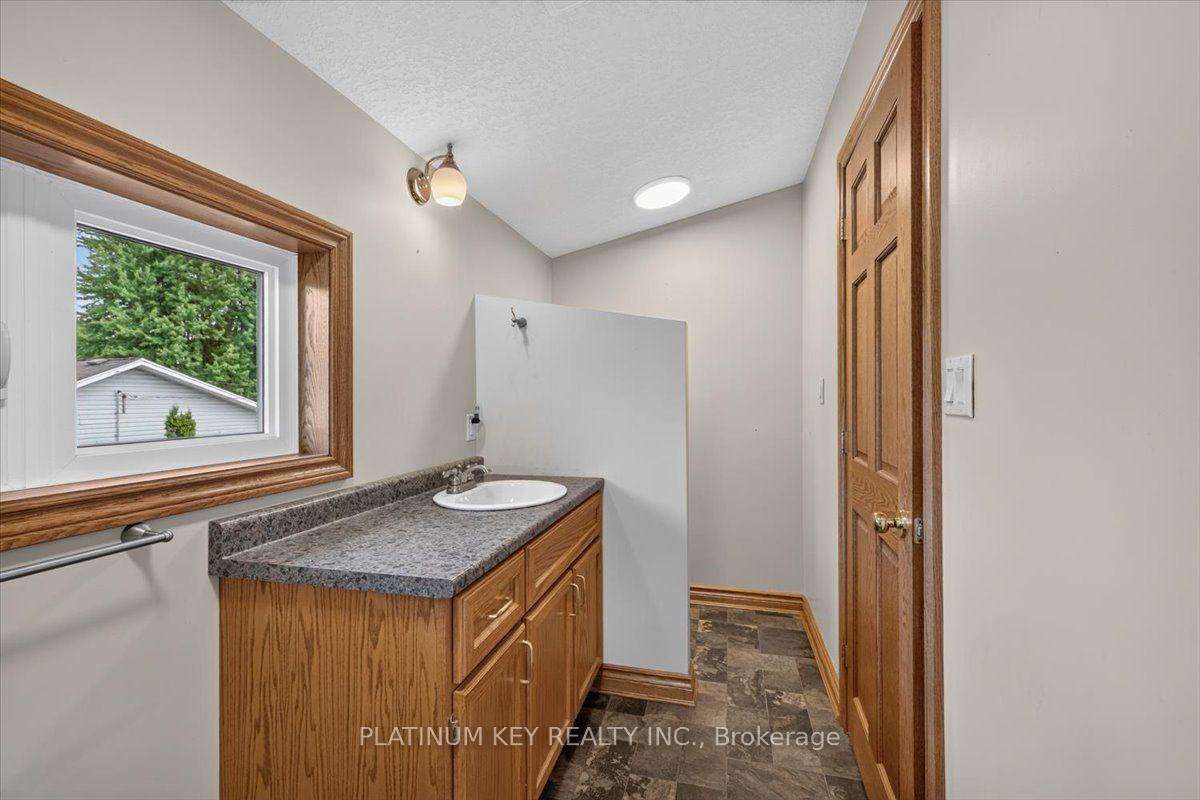 Photo 30 of 282 Beattie Street, Strathroy-Caradoc, SW — HOMEH