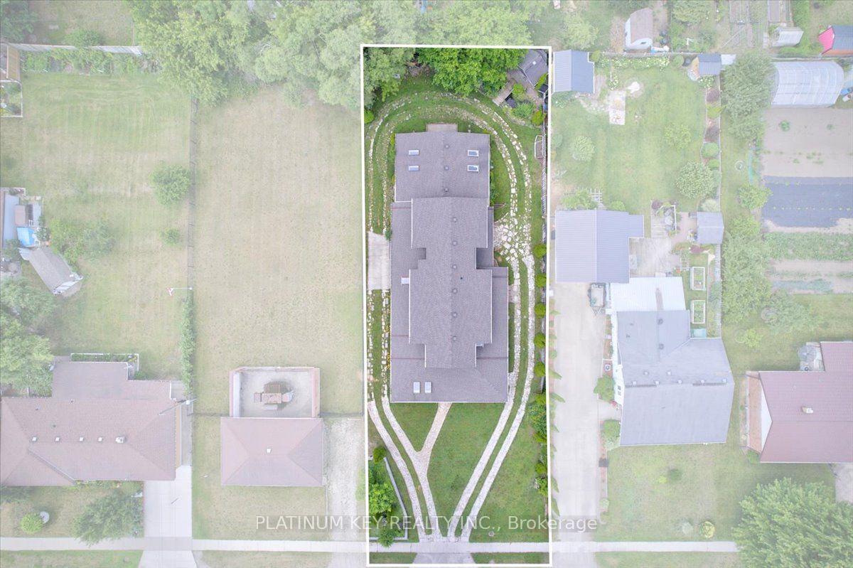 Photo 39 of 282 Beattie Street, Strathroy-Caradoc, SW — HOMEH