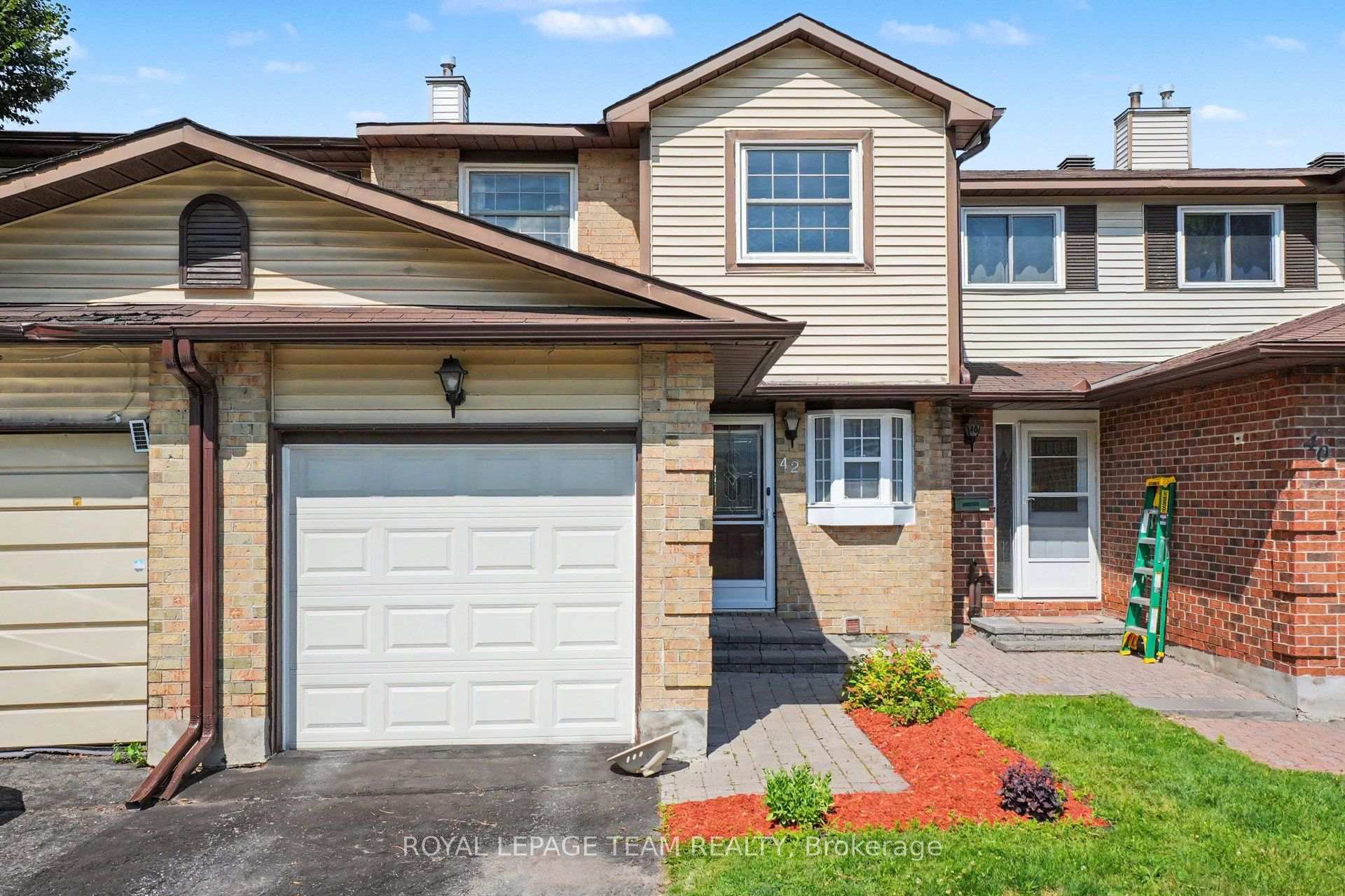 Photo of 42 Sundback Lane