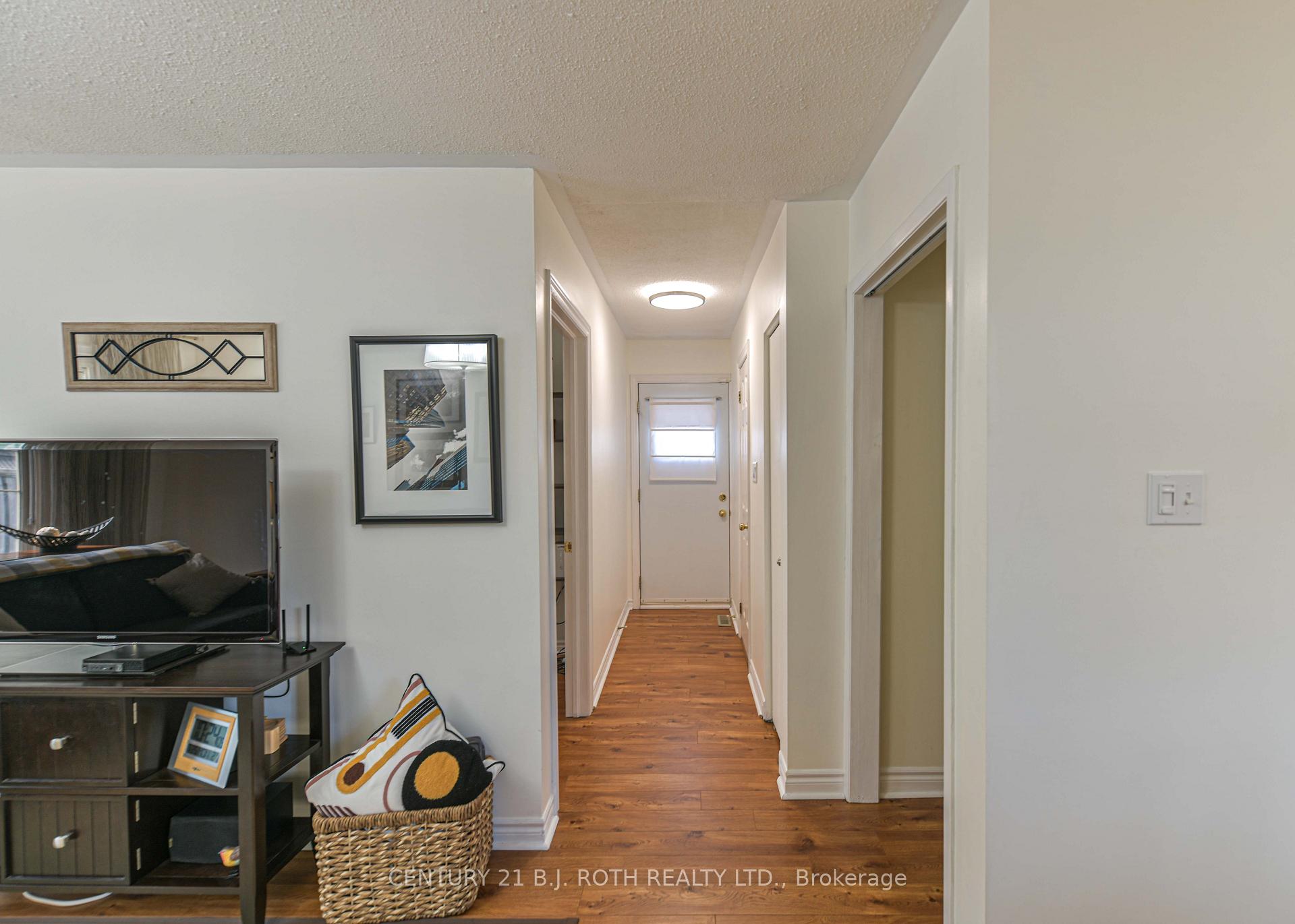 Photo 16 of 15 Glenecho Drive, Barrie, Grove East — HOMEH