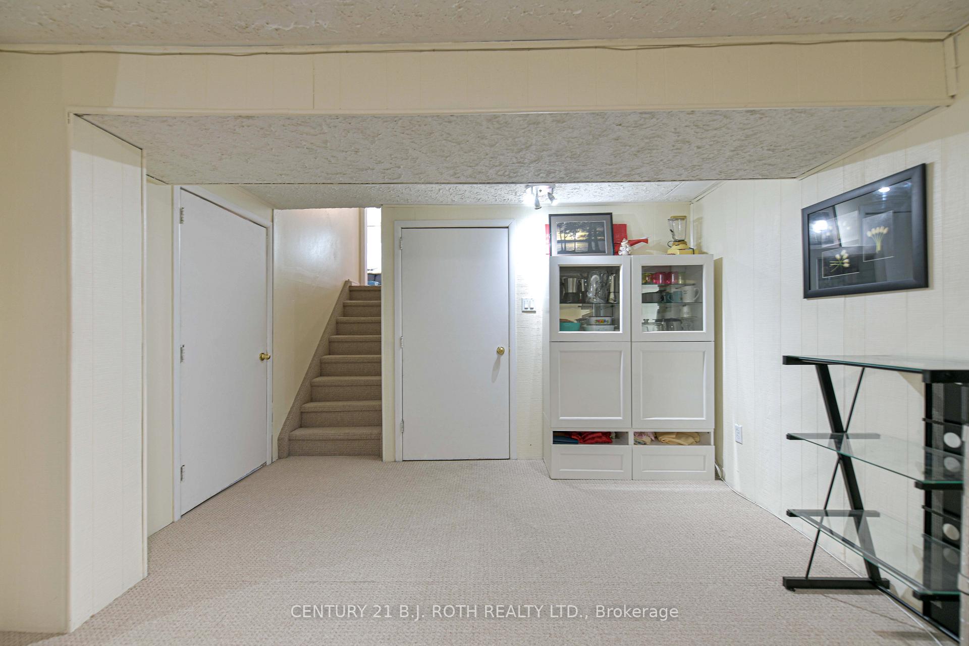 Photo 25 of 15 Glenecho Drive, Barrie, Grove East — HOMEH