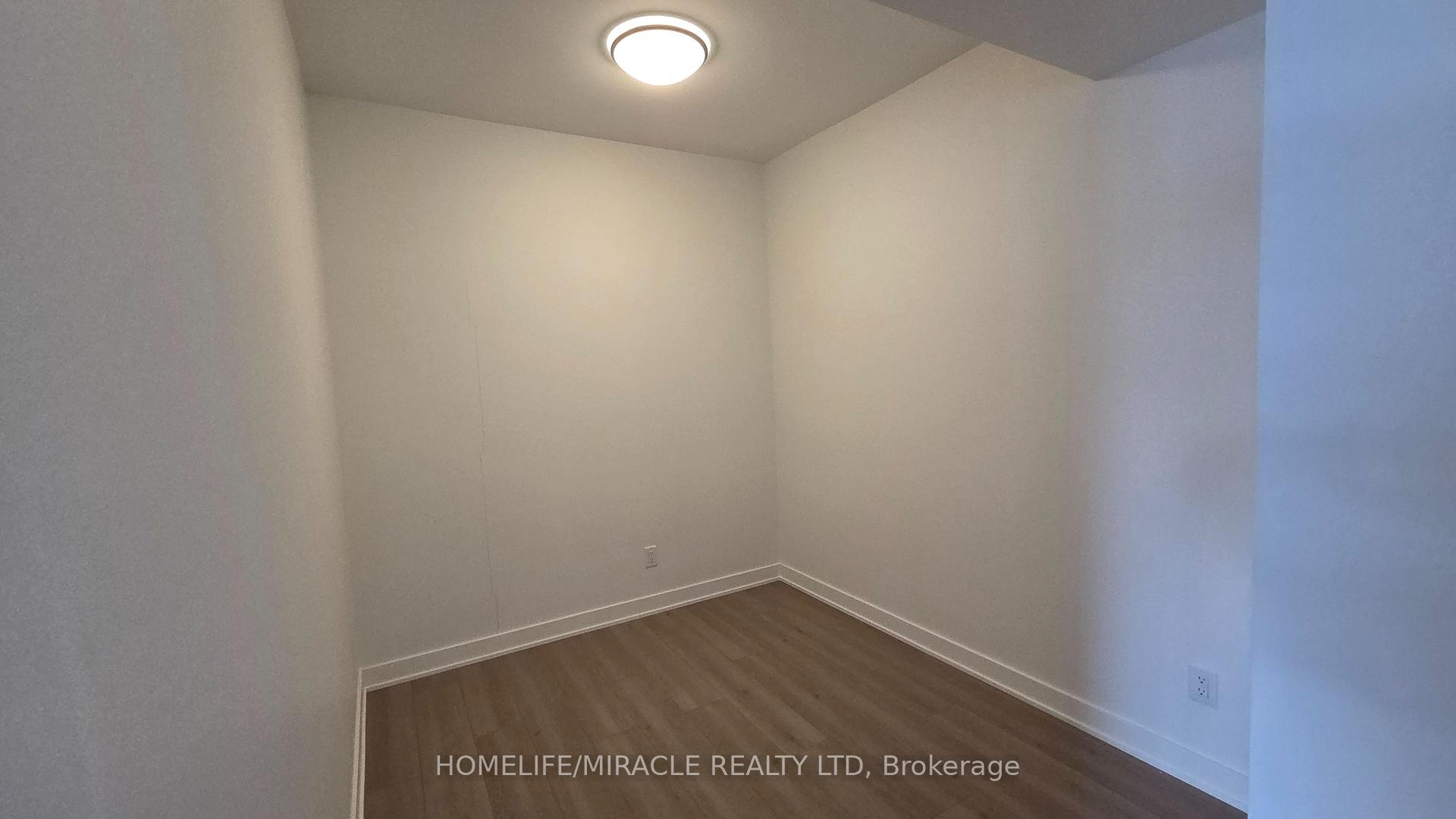 Photo 11 of Unit 3008, 25 Wellington Street S, Kitchener, KW Hospital — HOMEH